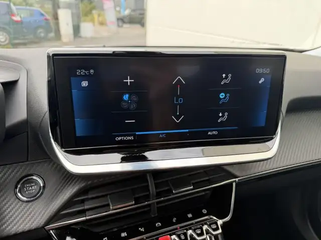 Peugeot 2008 view 14