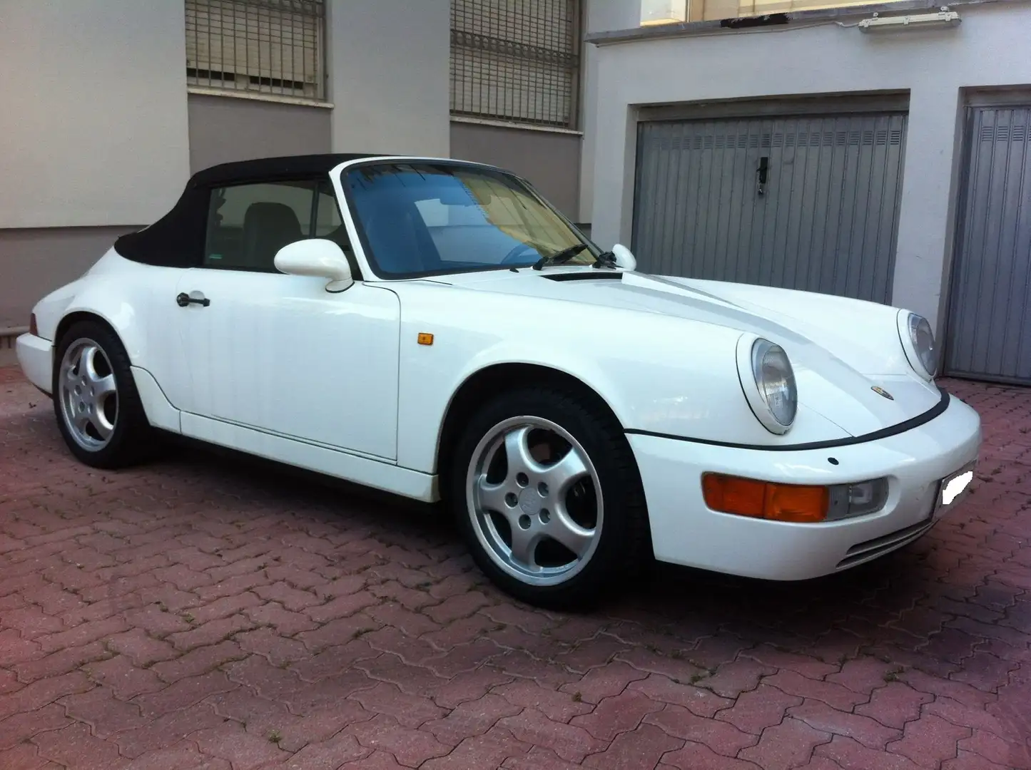 Porsche 964 cabrio Blanc - 2