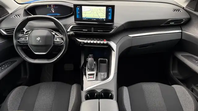 Peugeot 3008 view 9
