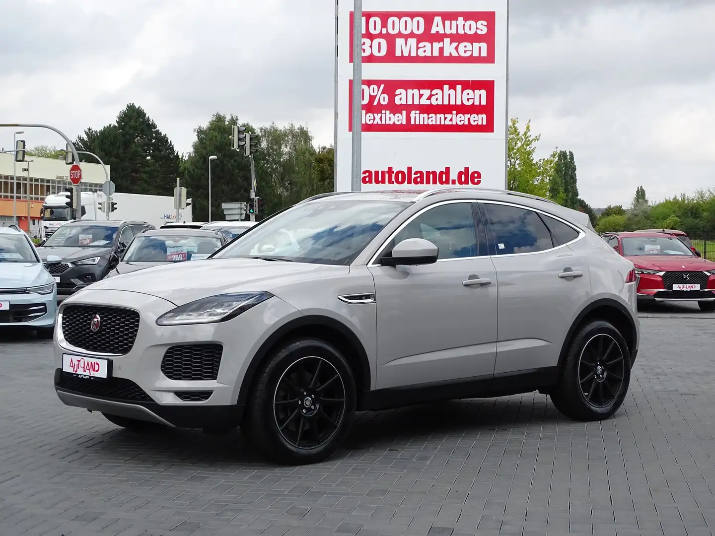 Jaguar E-Pace E-PACE 2.0 S AWD LED Navi Head-Up Panorama Серый - 2