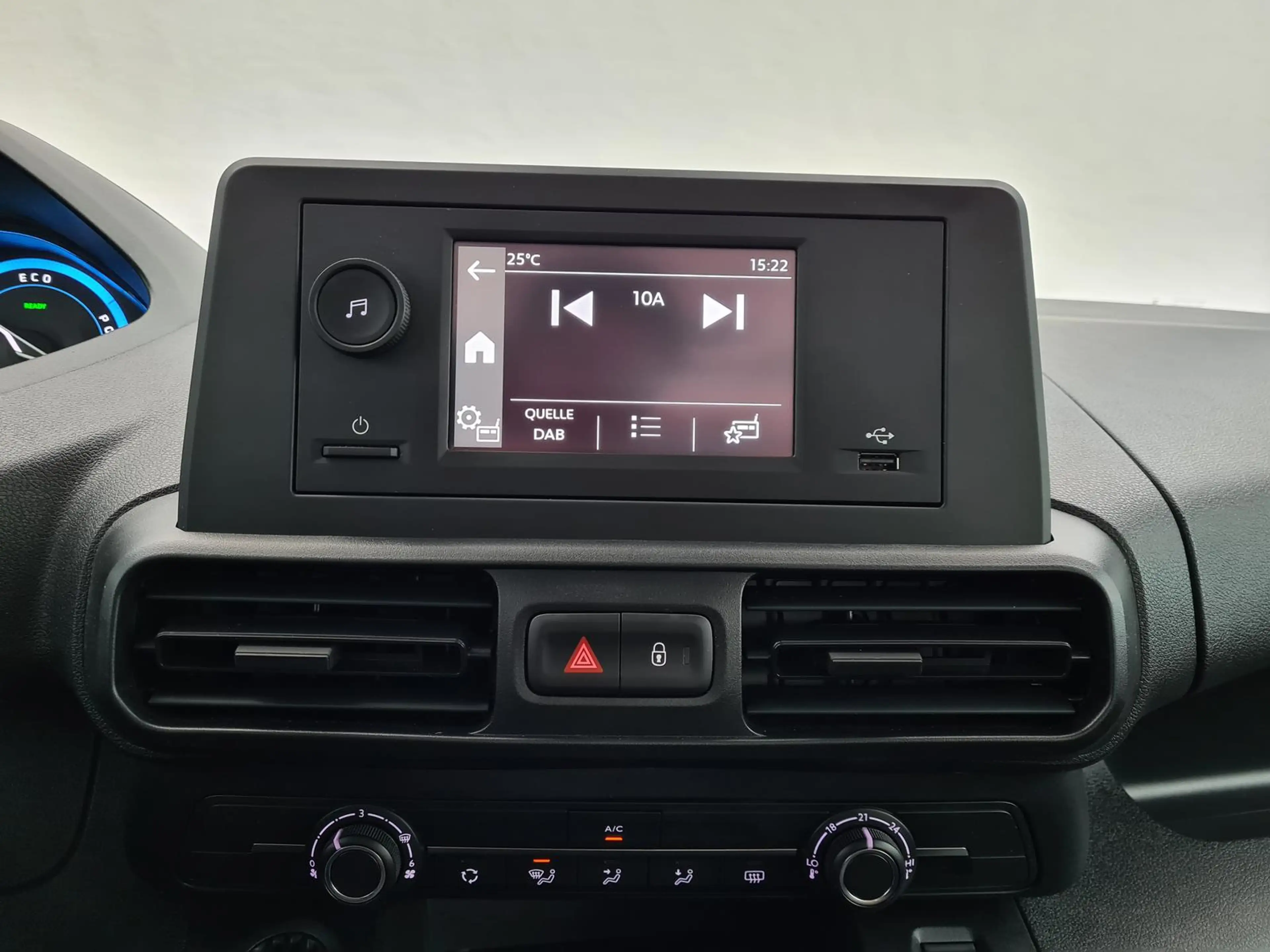 Peugeot e-Rifter Active Pack | 5 Sitze | KLIMA | DAB — photo 10