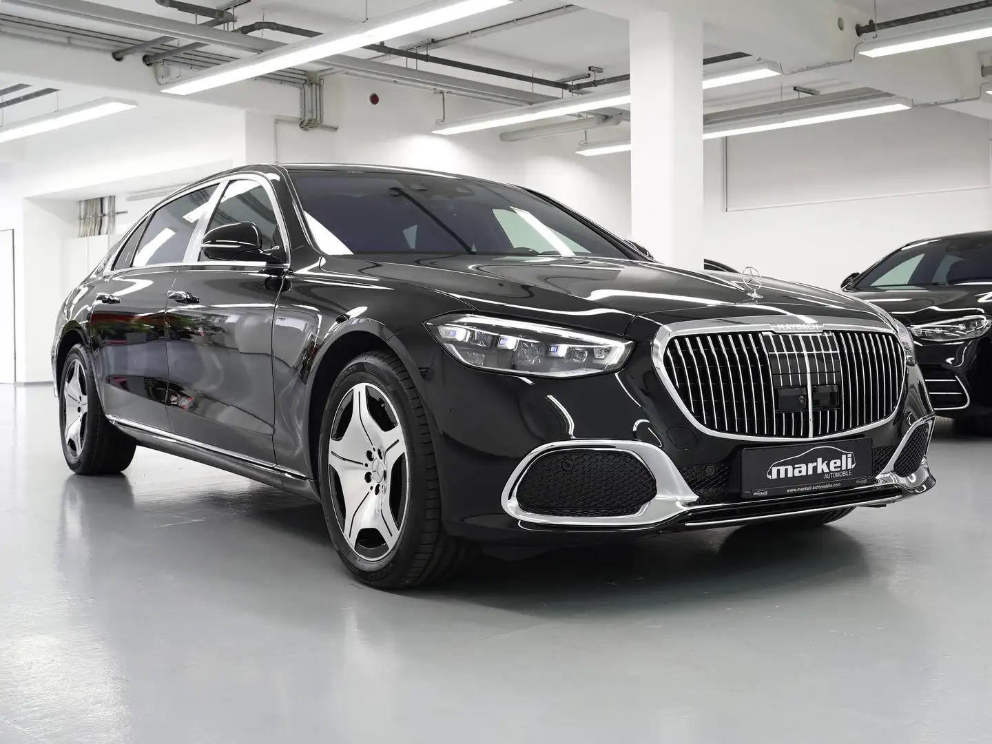 Maybach Sonstige Mercedes-Maybach S 580 4Matic - V8 - EXKLUSIV PAKET / CHAUFFEUR PAKET / TV TUNER / DRIVE PILOT +++ Schwarz - 1
