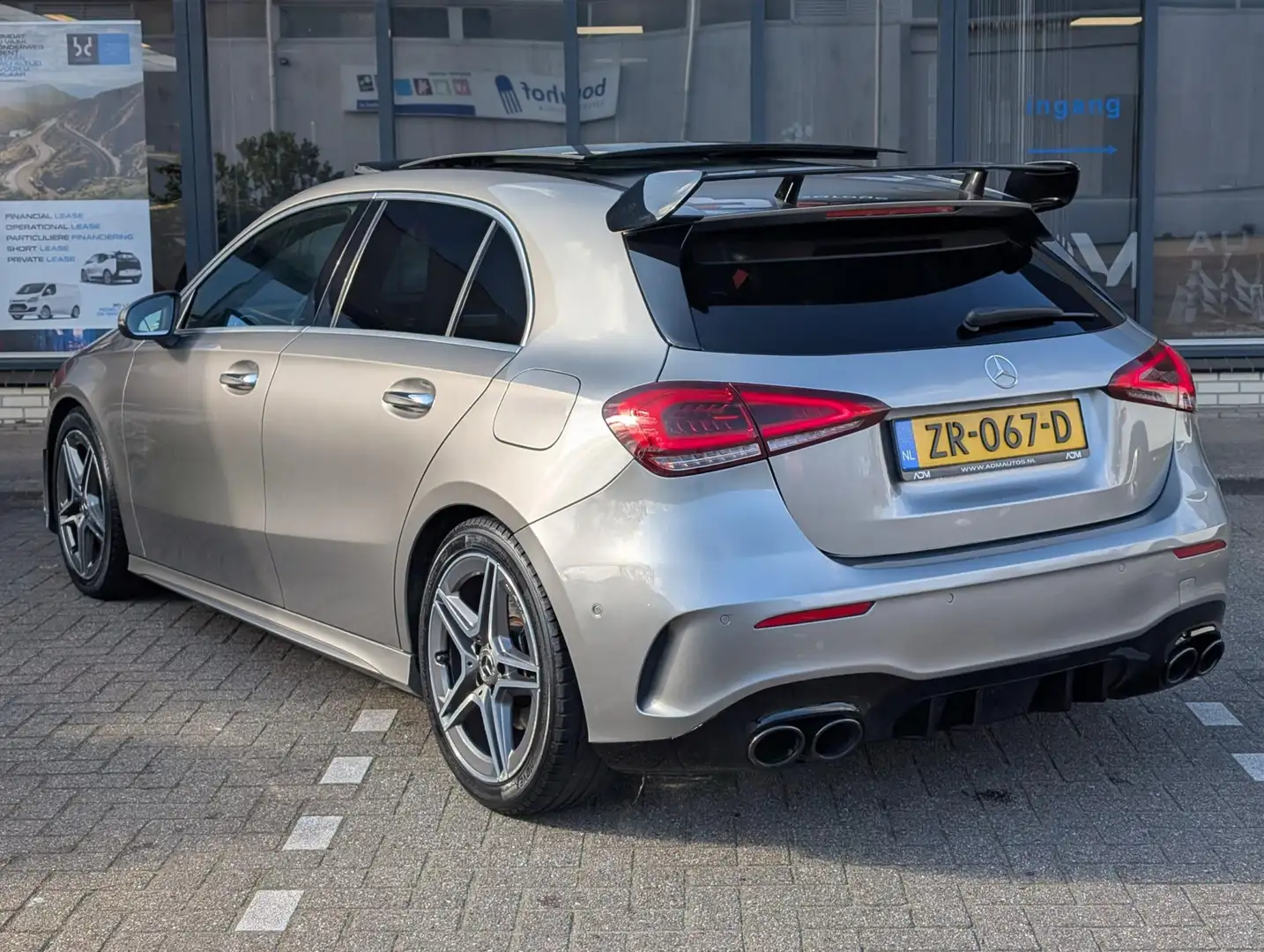 Mercedes-Benz A 220 Launch Edition Premium Plus AMG-Pakket Grau - 2