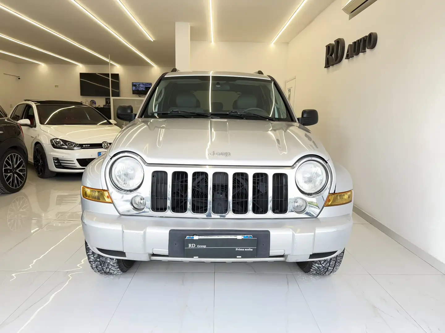 Jeep Cherokee 2.8 crd Limited automatica 1 propretario Grigio - 2
