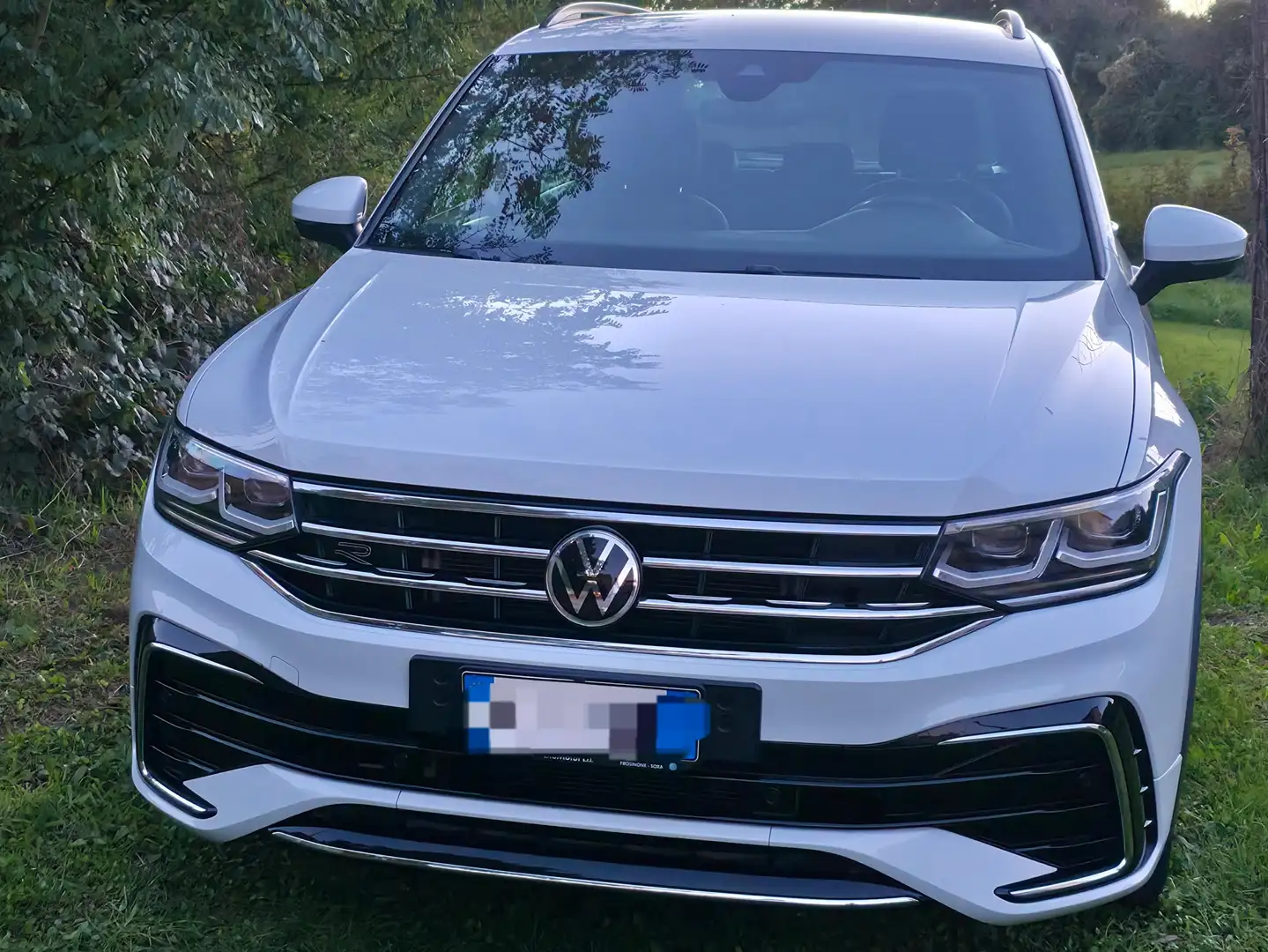 Volkswagen Tiguan Tiguan 2.0 Tdi Rline 150 CV Dsg Bianco - 1
