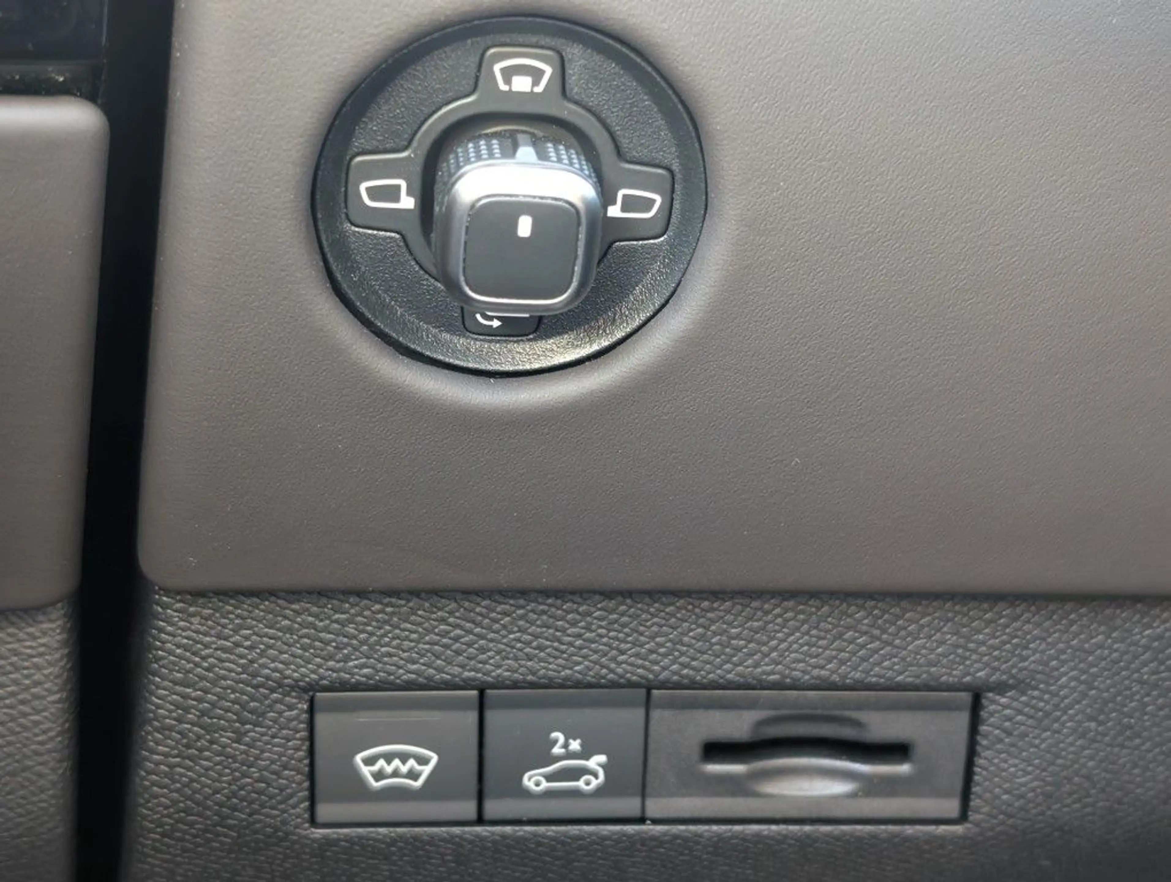 Citroen DS4 PureTech 130 ETOILE+Nappa — photo 12
