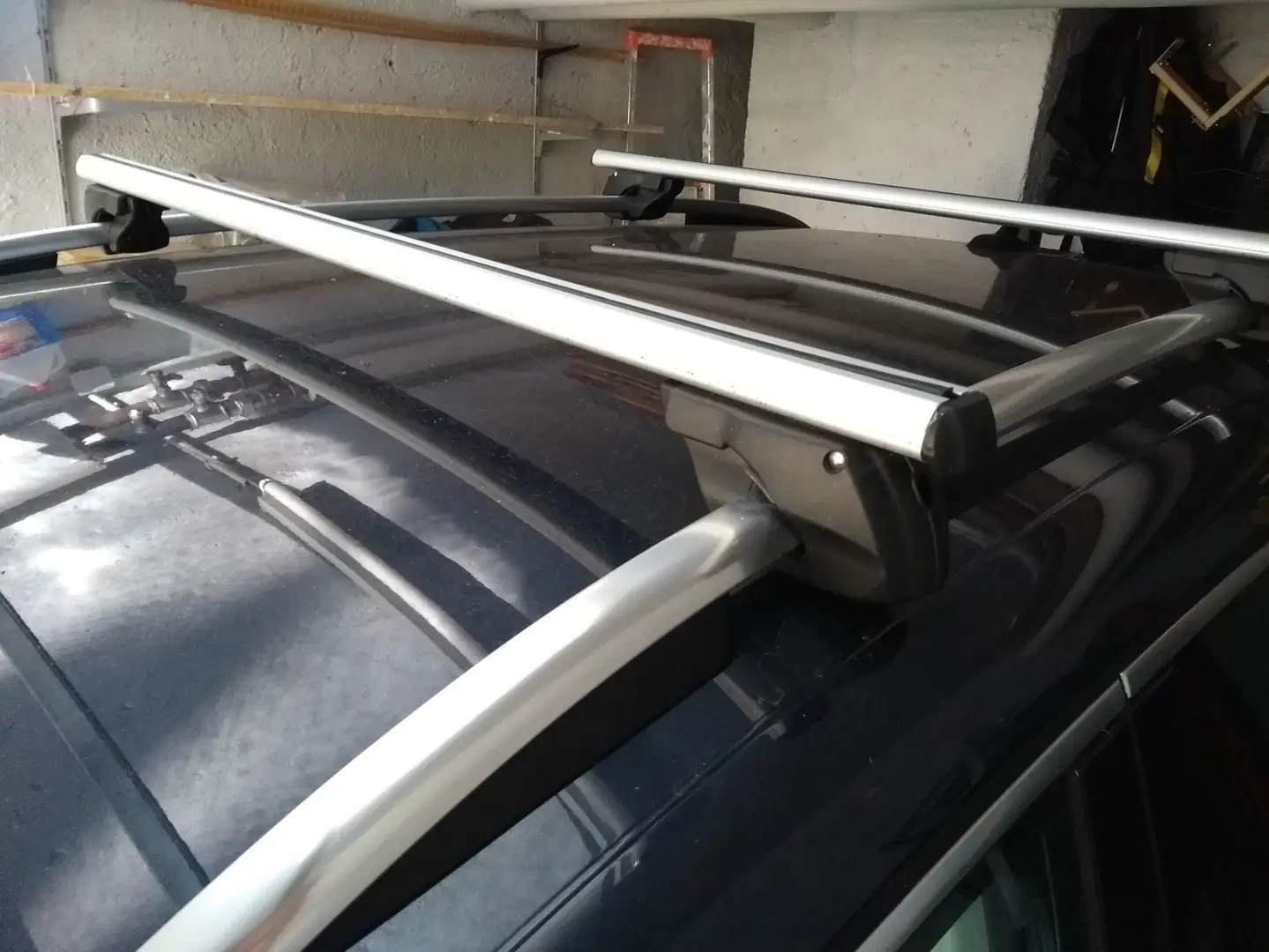 Volkswagen Tiguan TDI 2.0 BLUEMOTION LOUNGE 150PS TÜV2027 Blau - 2