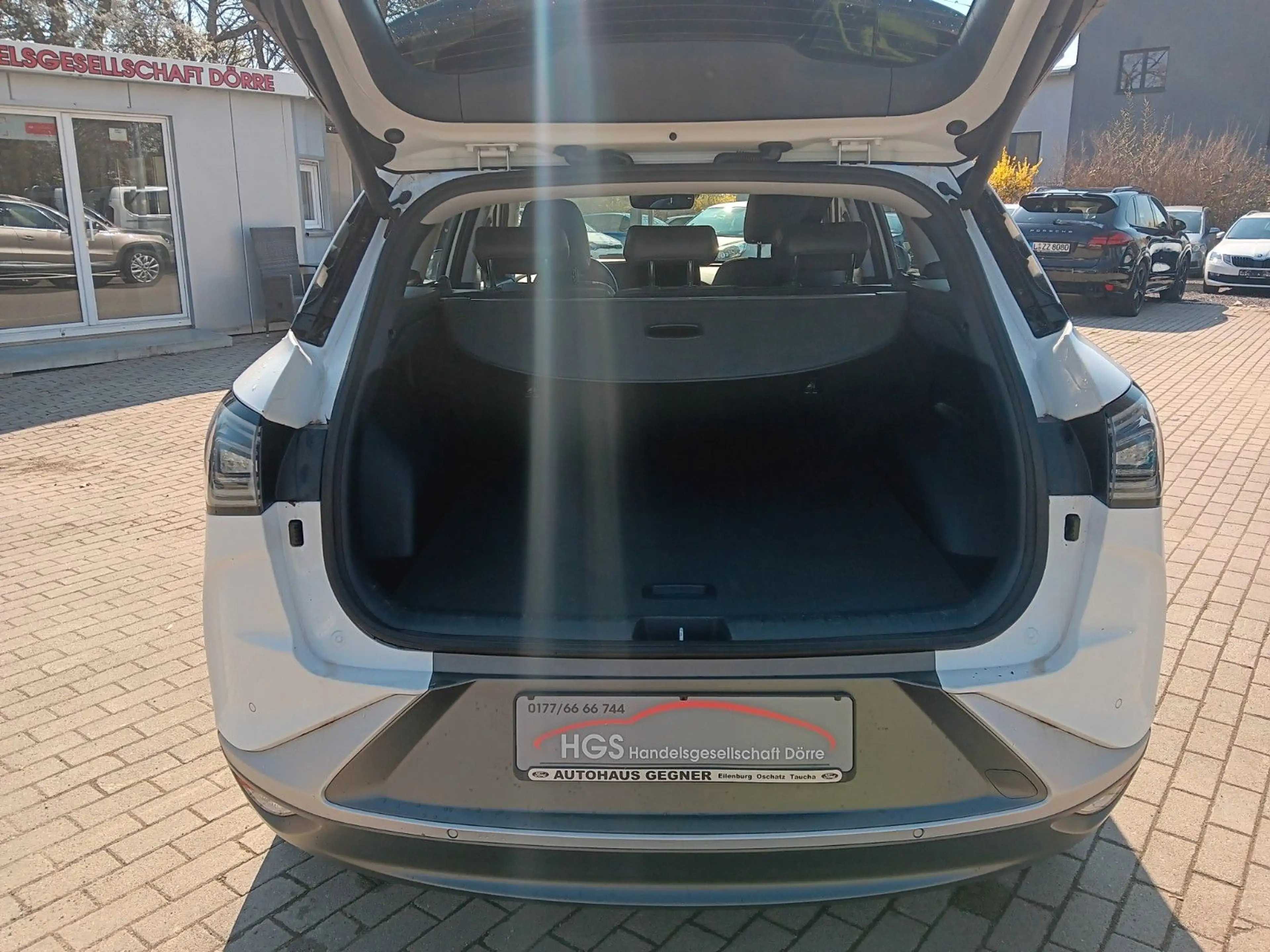 Hyundai NEXO Basis Klima Schiebedach LED Leder Kamera — photo 8