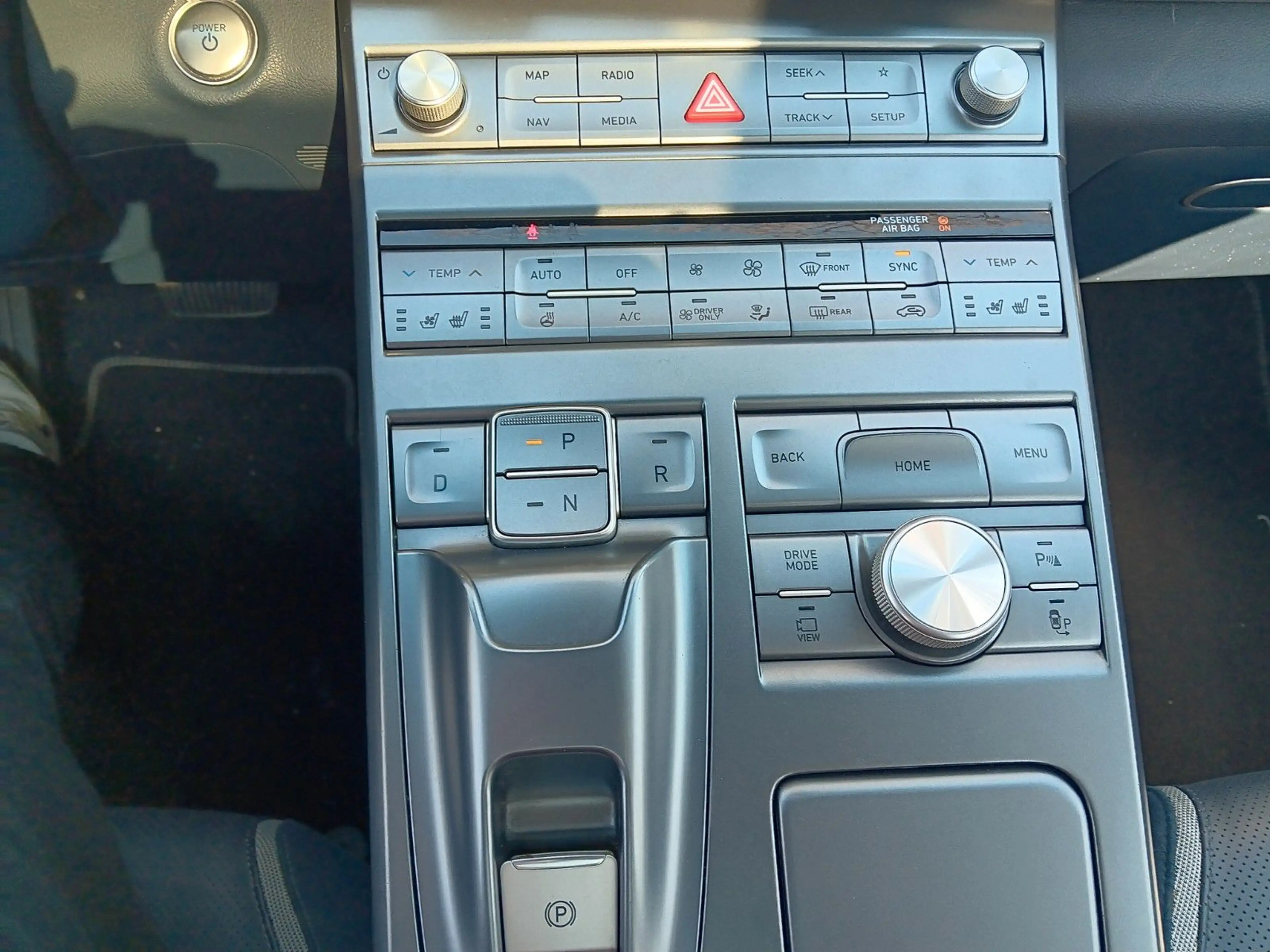 Hyundai NEXO Basis Klima Schiebedach LED Leder Kamera — photo 13
