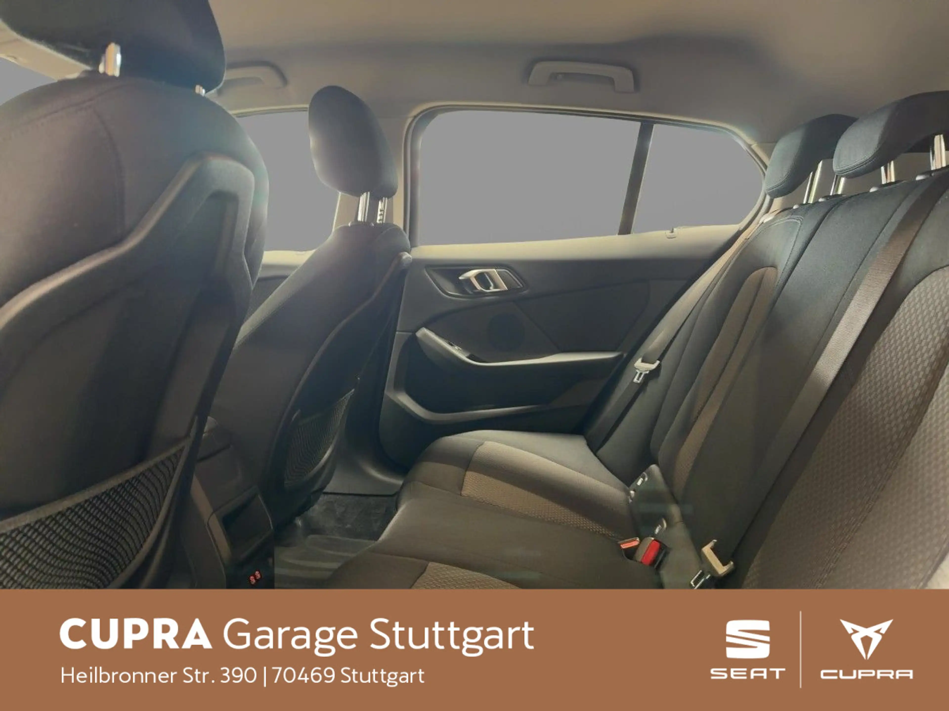 BMW 118 1er - 118i Advantage 100 kW — photo 8