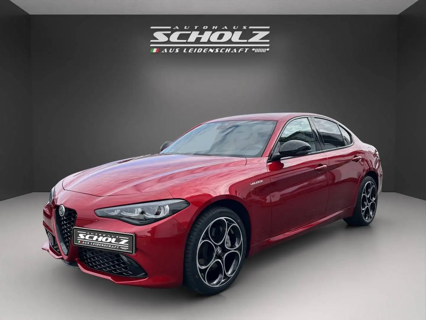 Alfa Romeo Giulia MY23 Veloce *LED*SHZ*KAMERA*DAB* Rouge - 1