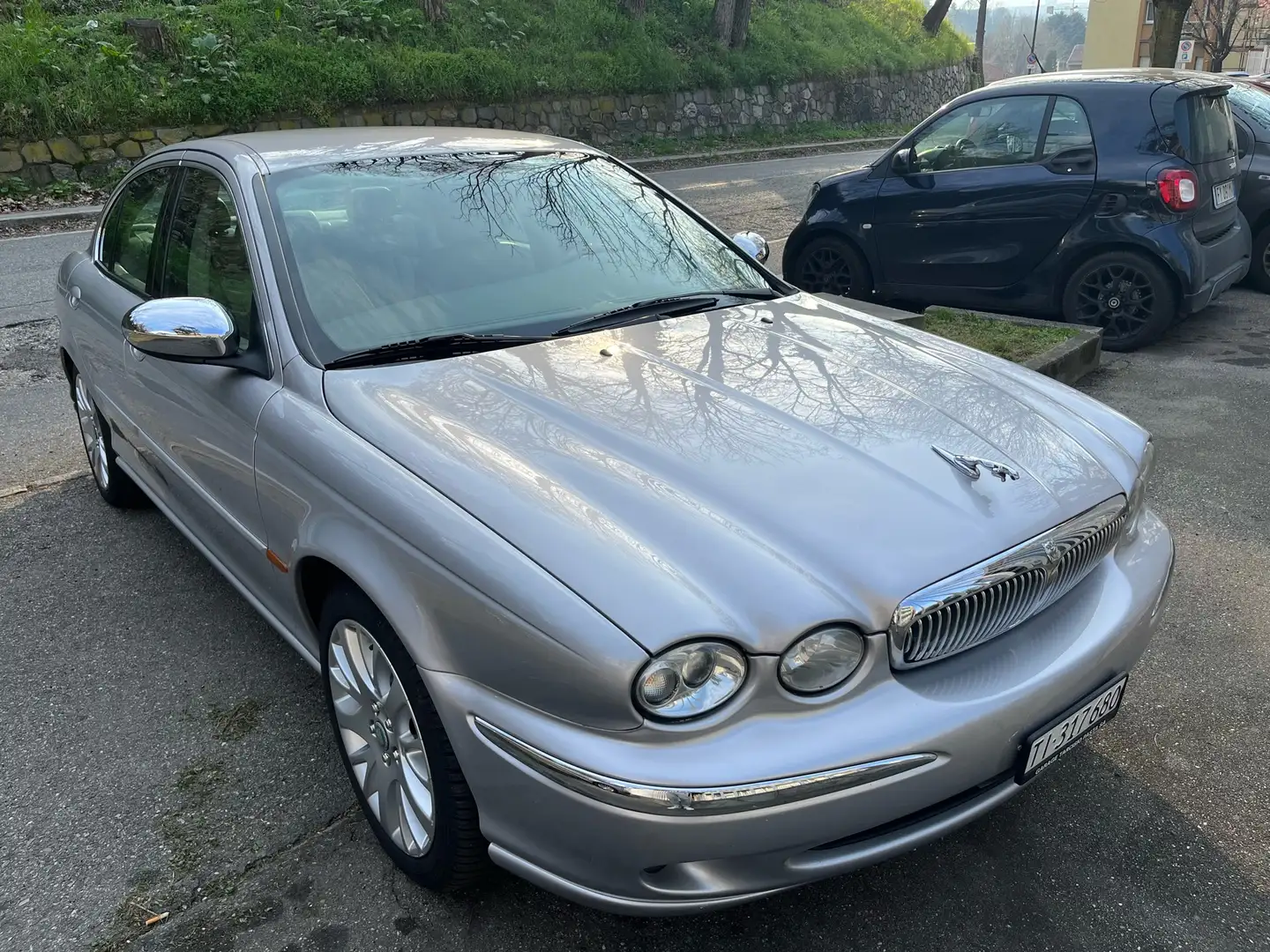 Jaguar X-Type 2.5 V6 4x4, automatica - 2