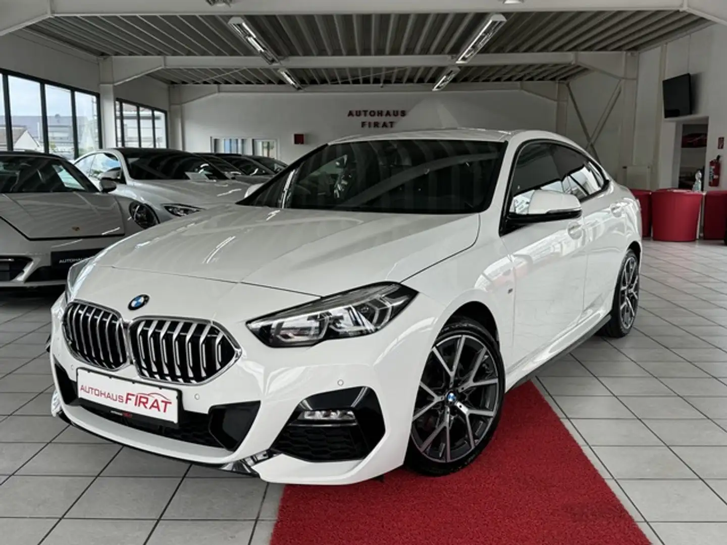 BMW 218 Gran Coupe i M Sport Weiß - 1