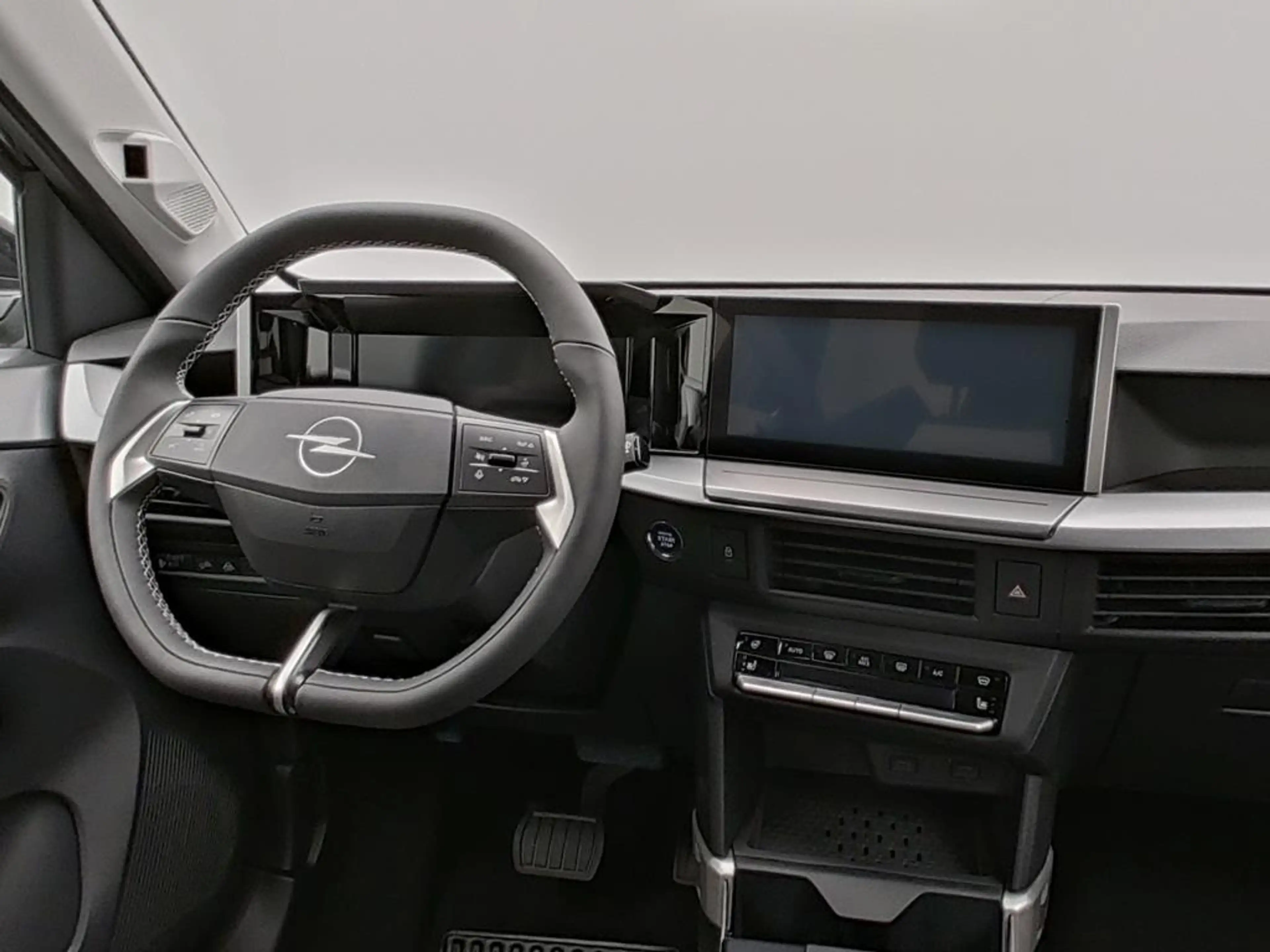 Opel Frontera GS HYBRID 110 eDCT6 — photo 14
