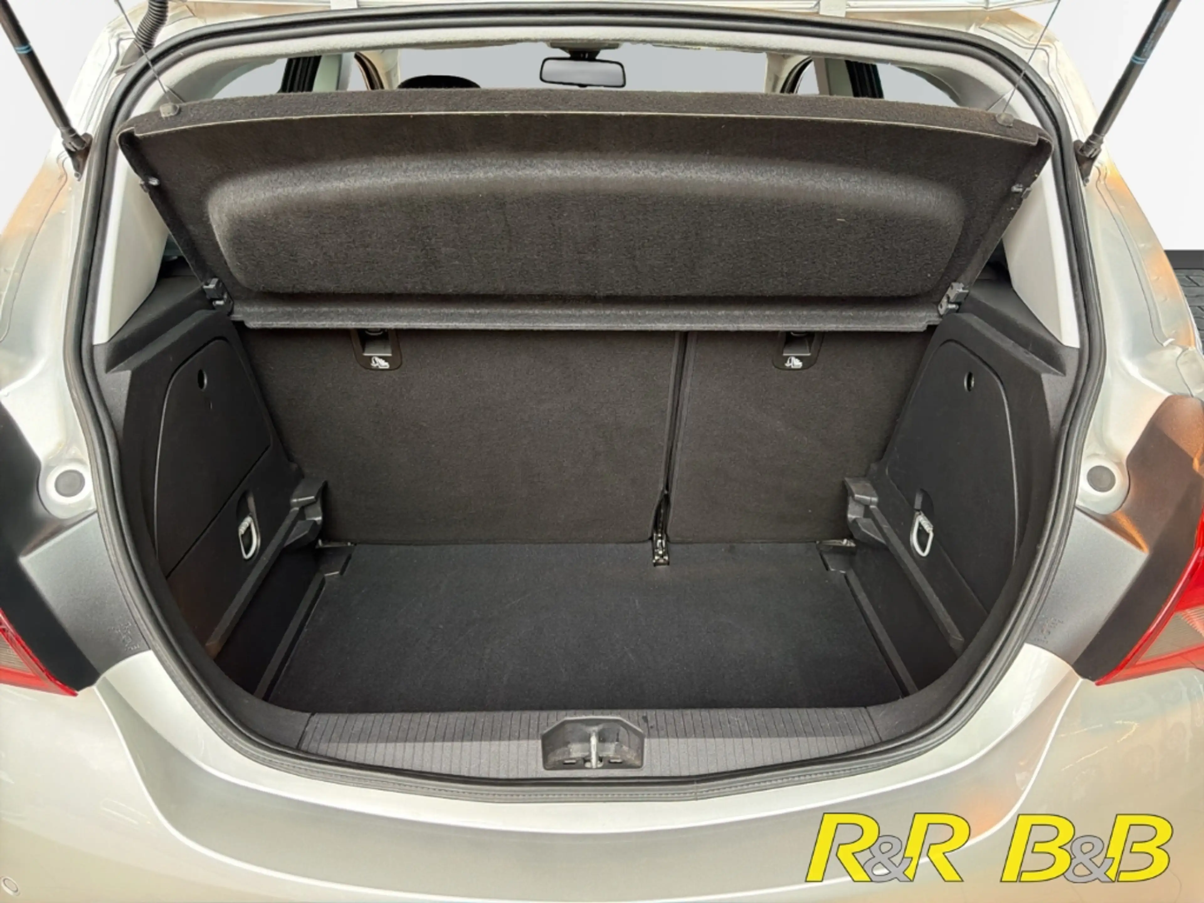 Opel Corsa E 120 Jahre 1.4 CARPLAY SHZ RFK PDC Lenkradheizung — photo 6