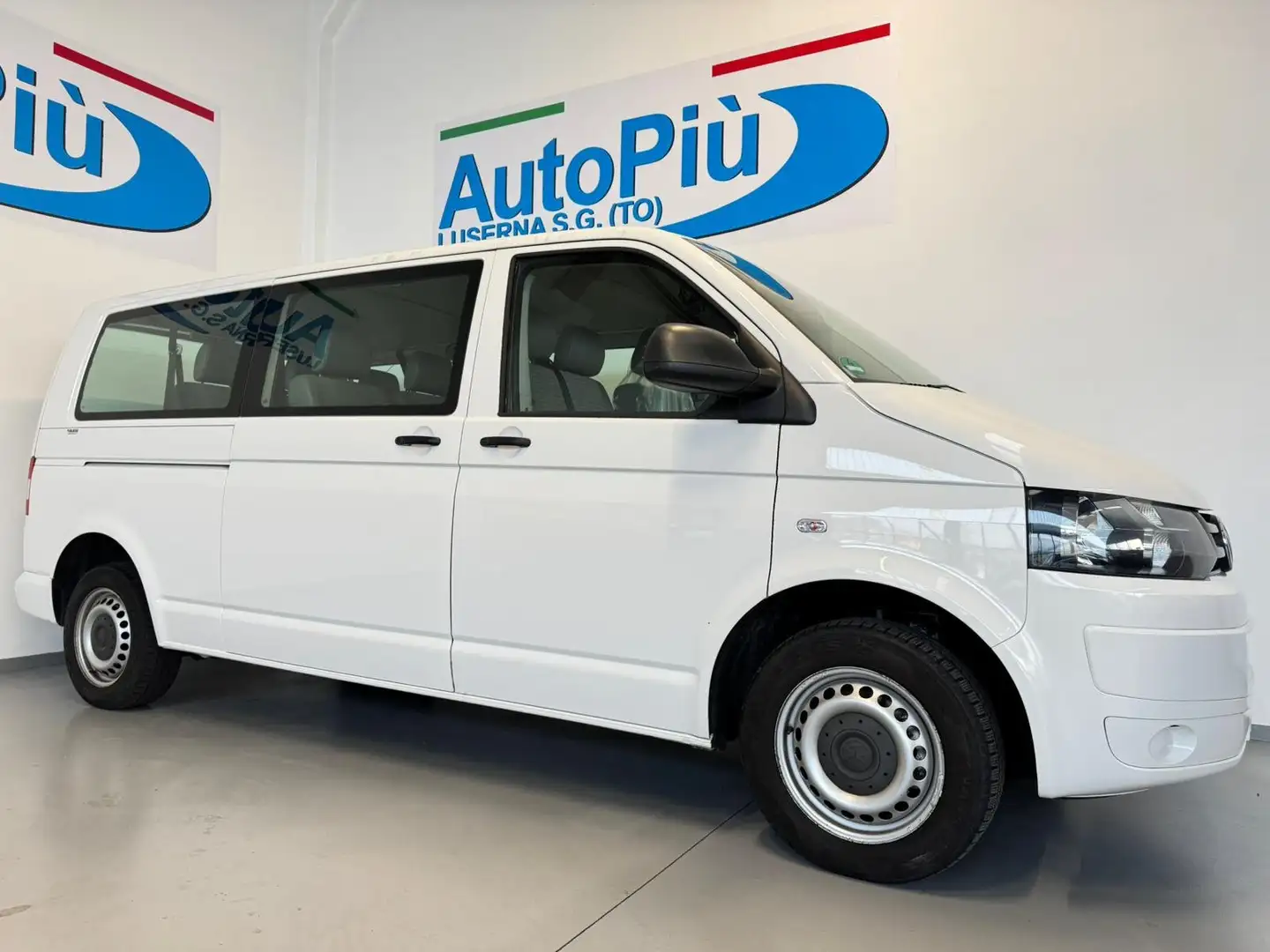 Volkswagen Transporter 9 posti 2.0 TDI 102 CV PV Kombi Bianco - 1