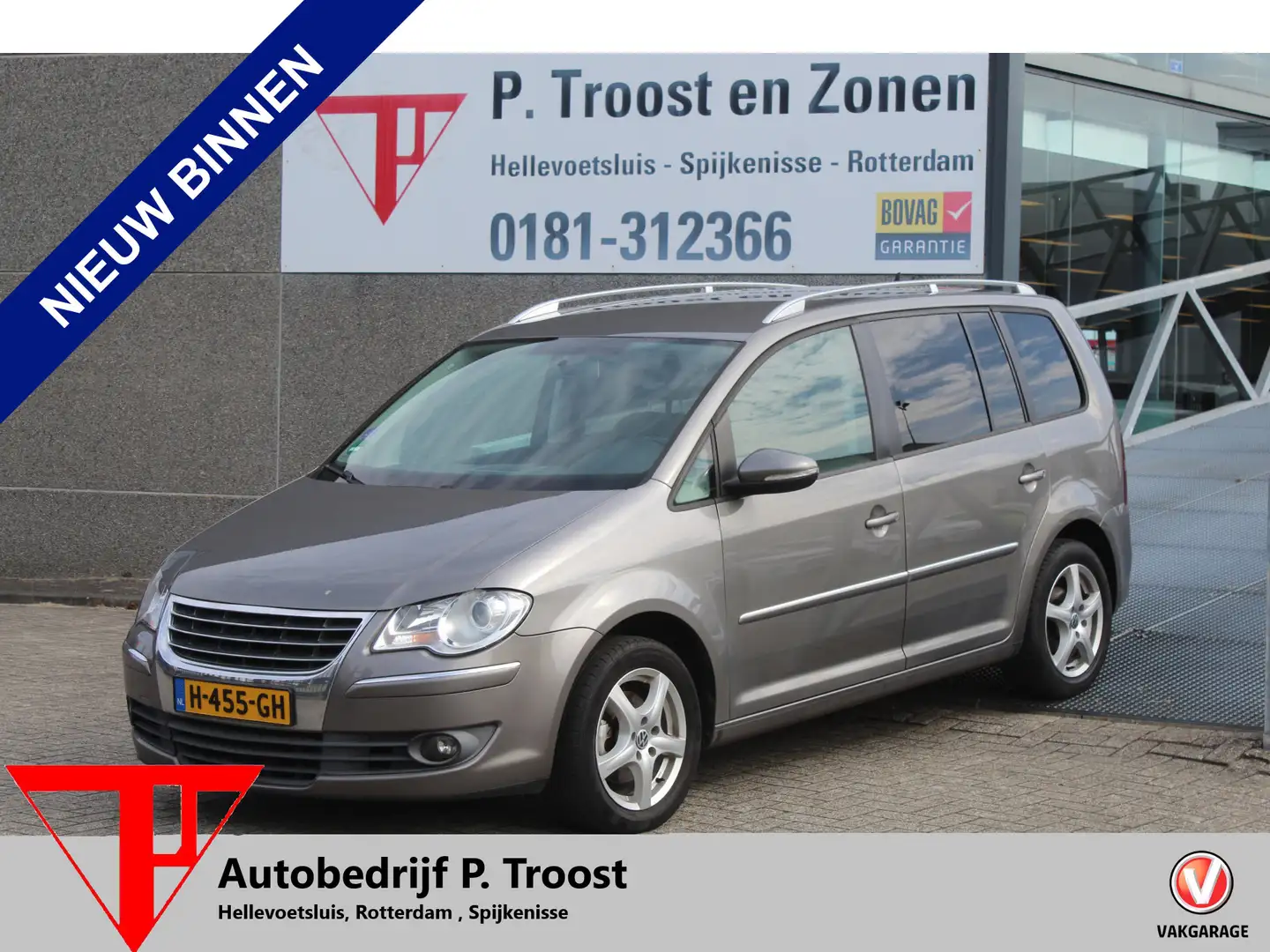 Volkswagen Touran 1.4 TSI Trendline *meeneemprijs*APK t/m 26-03-2026 Grijs - 1