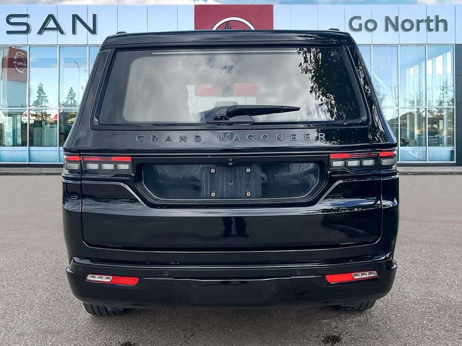 2024 Jeep Grand Wagoneer SERIES 3/PANO ROOF/POWER RUNNING BOARDS/COOLED SEA — снимка 1