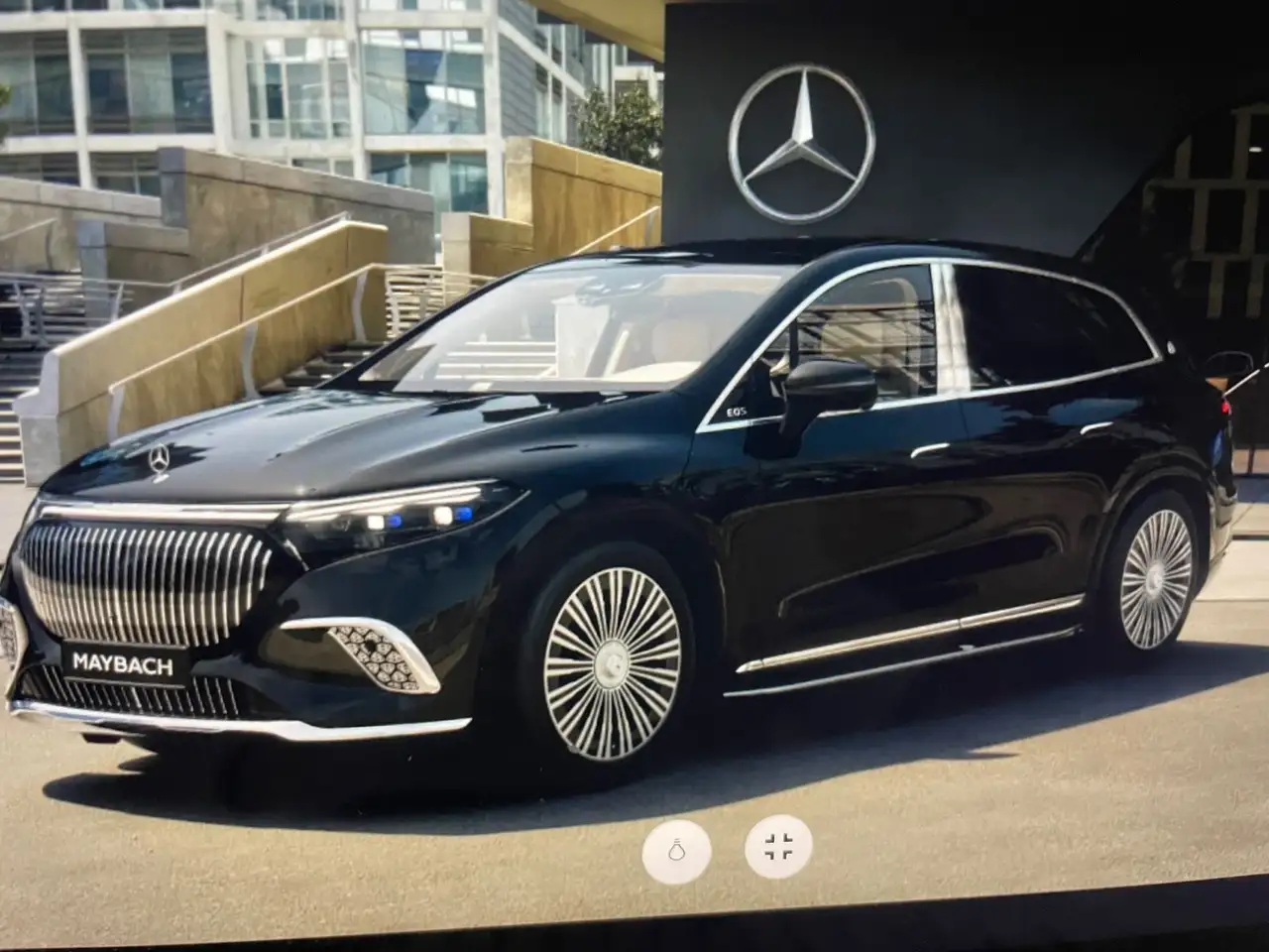 Mercedes-Benz EQS SUV