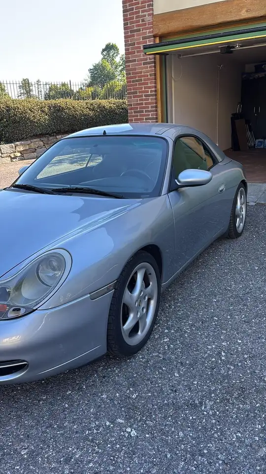 Porsche 911 Cabrio 3.4 Carrera 4, foto 2