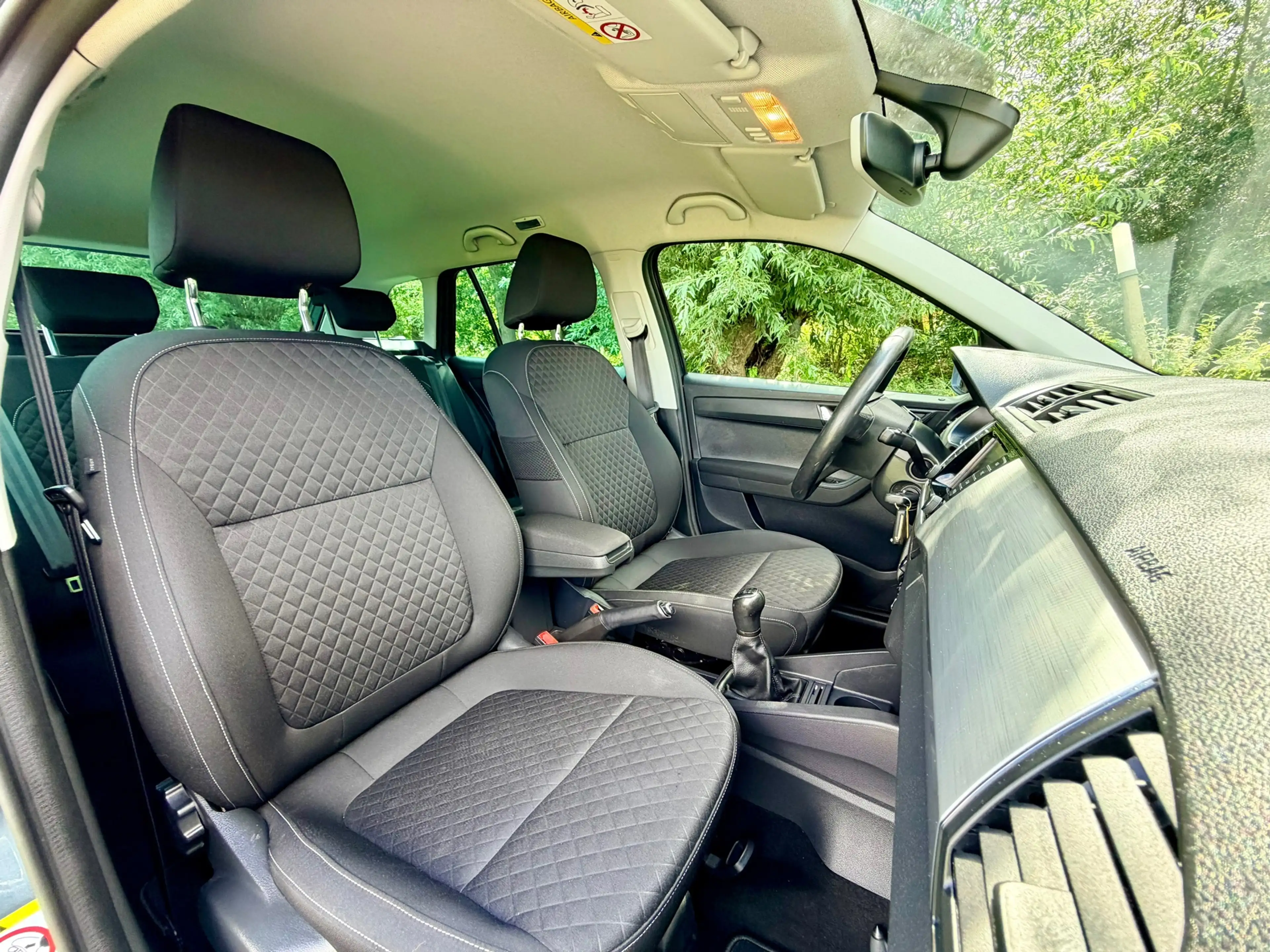 Skoda Fabia Combi 1.0 TSI Drive Clima Navi Cruise Control Trek — photo 30