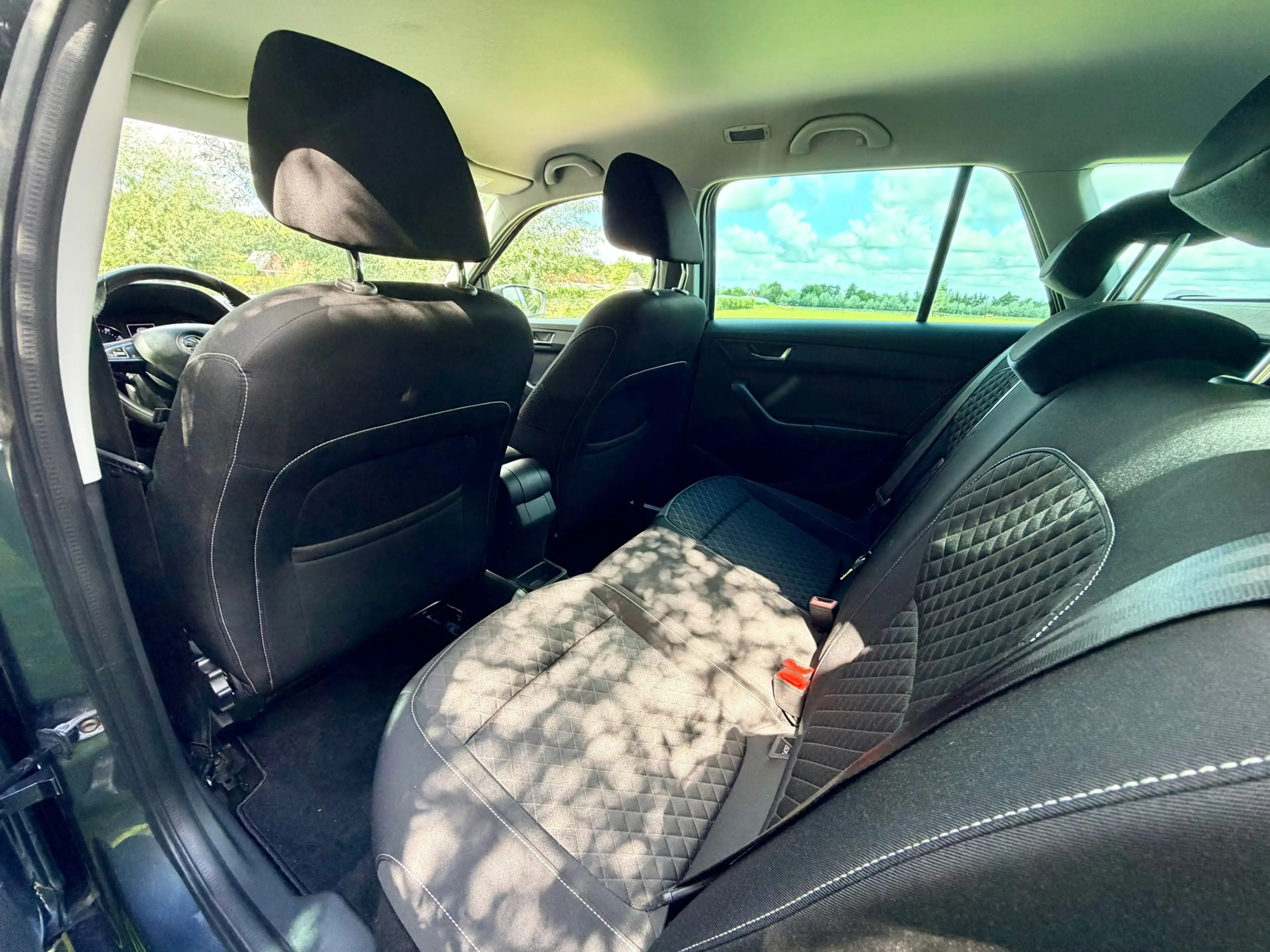Skoda Fabia Combi 1.0 TSI Drive Clima Navi Cruise Control Trek — photo 21