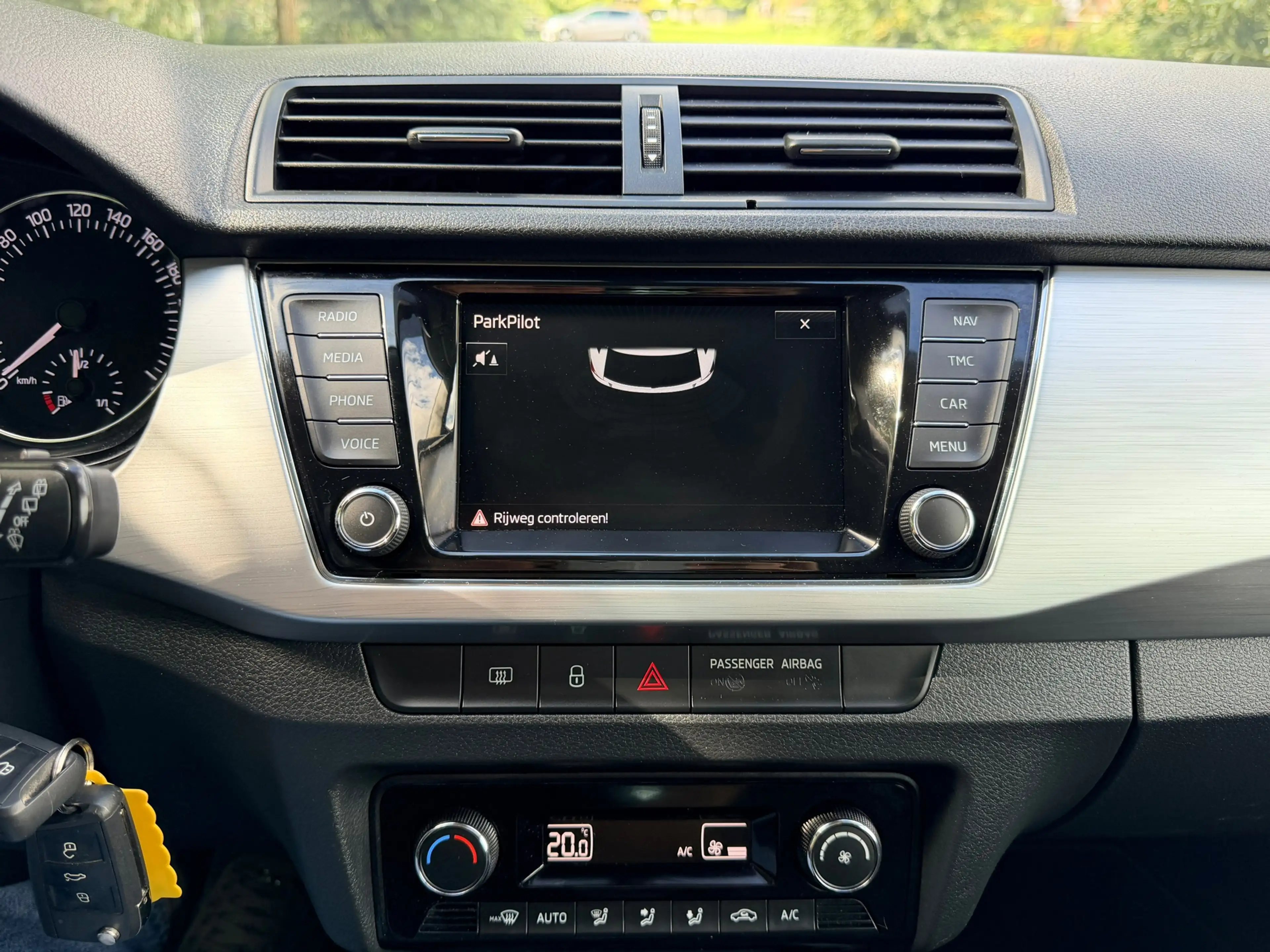 Skoda Fabia Combi 1.0 TSI Drive Clima Navi Cruise Control Trek — photo 18