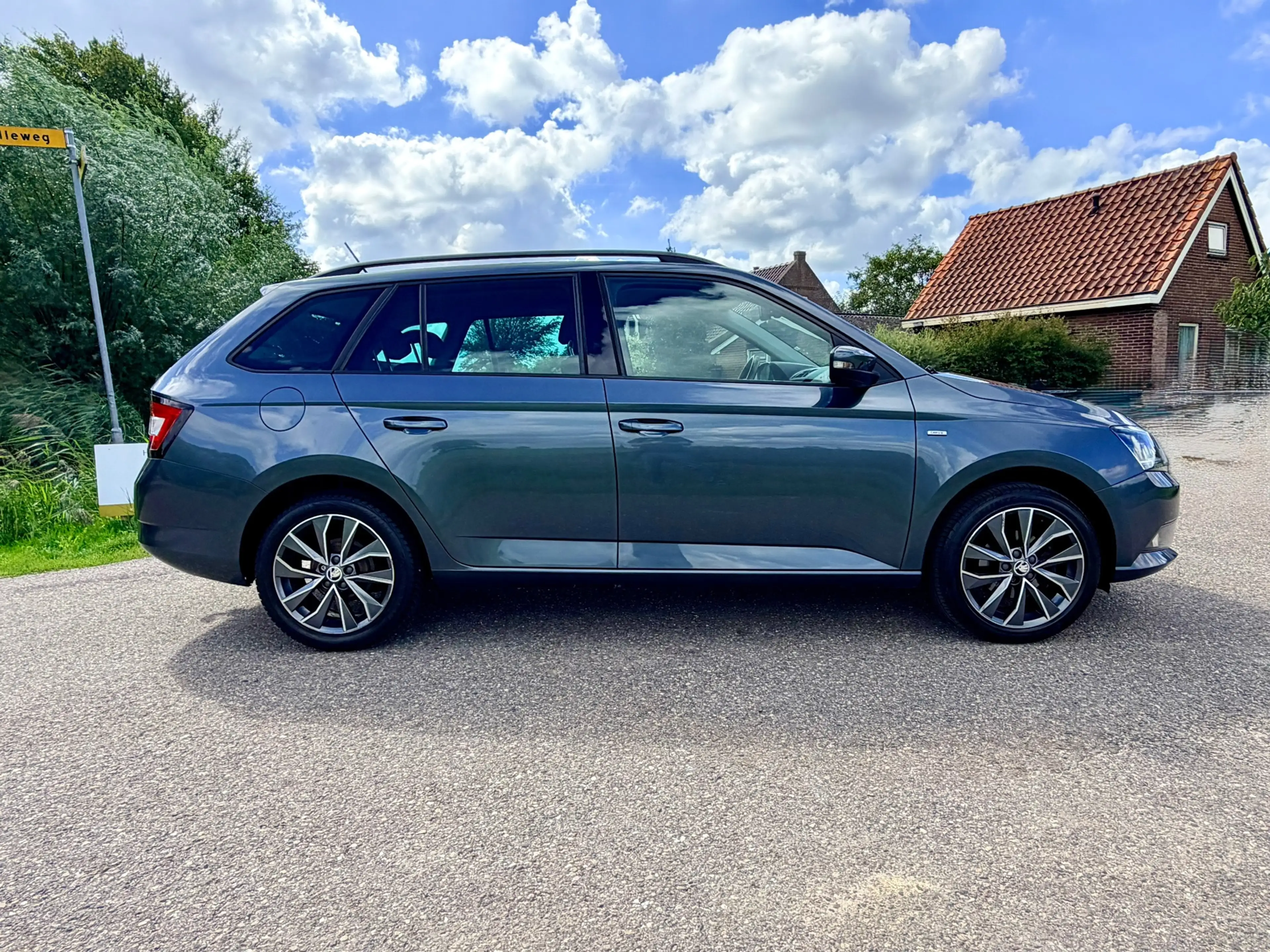 Skoda Fabia Combi 1.0 TSI Drive Clima Navi Cruise Control Trek — photo 7