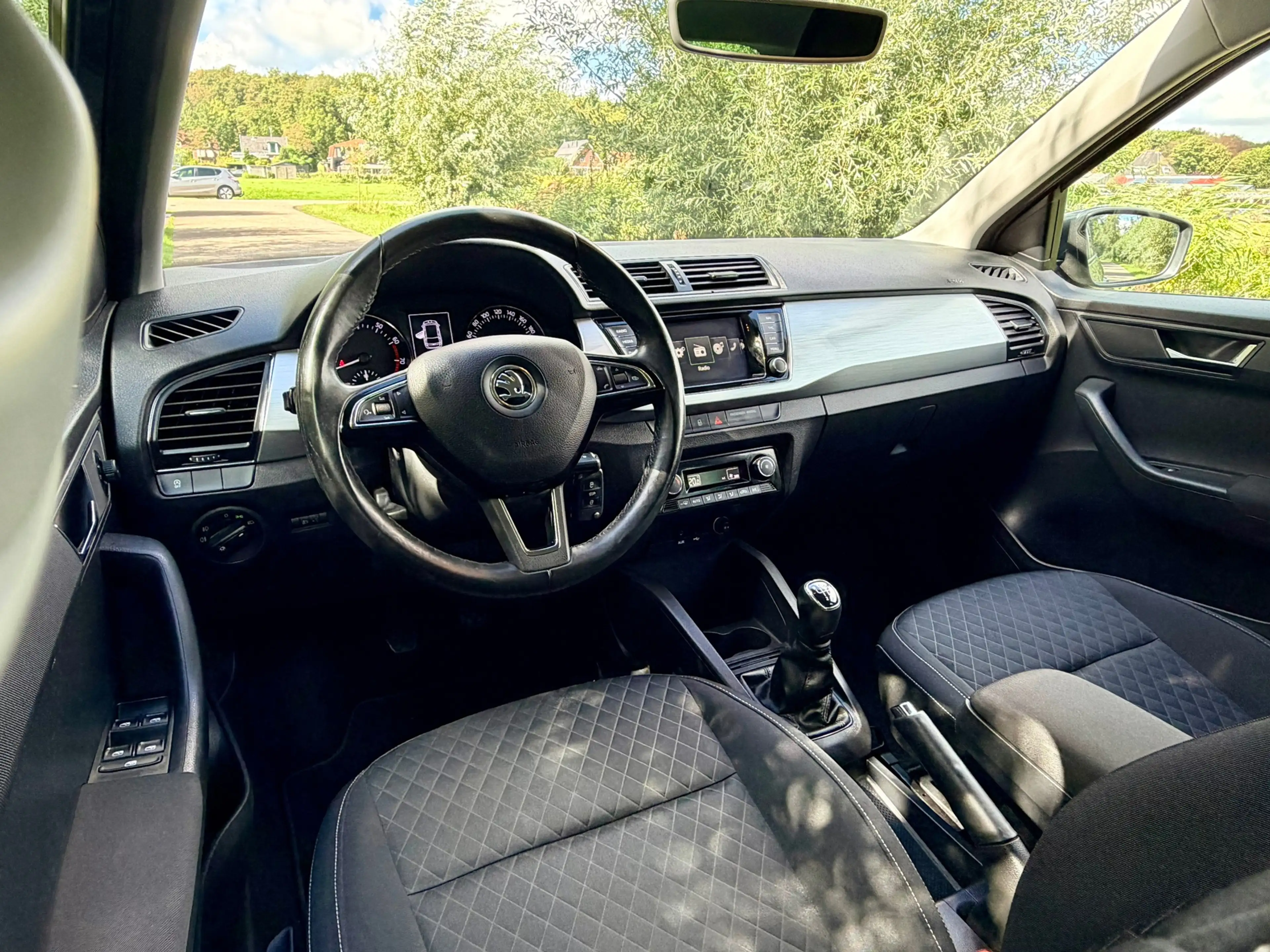 Skoda Fabia Combi 1.0 TSI Drive Clima Navi Cruise Control Trek — photo 4