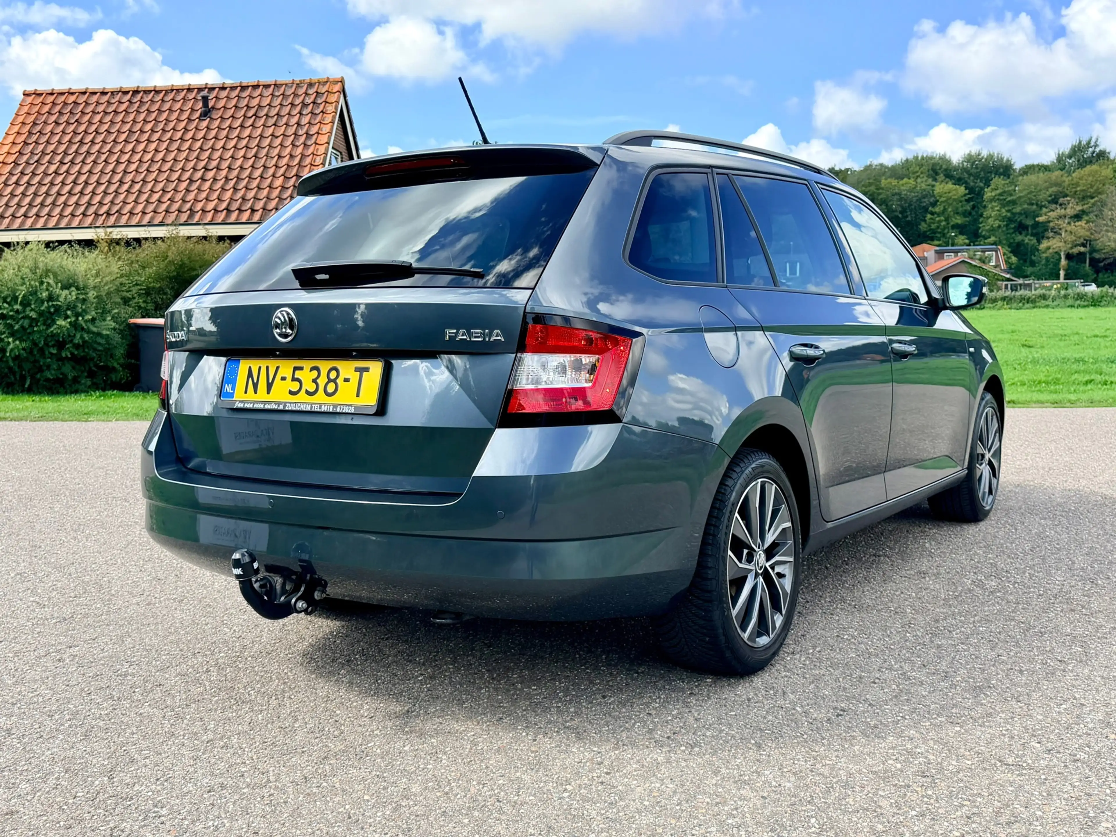 Skoda Fabia Combi 1.0 TSI Drive Clima Navi Cruise Control Trek — photo 9