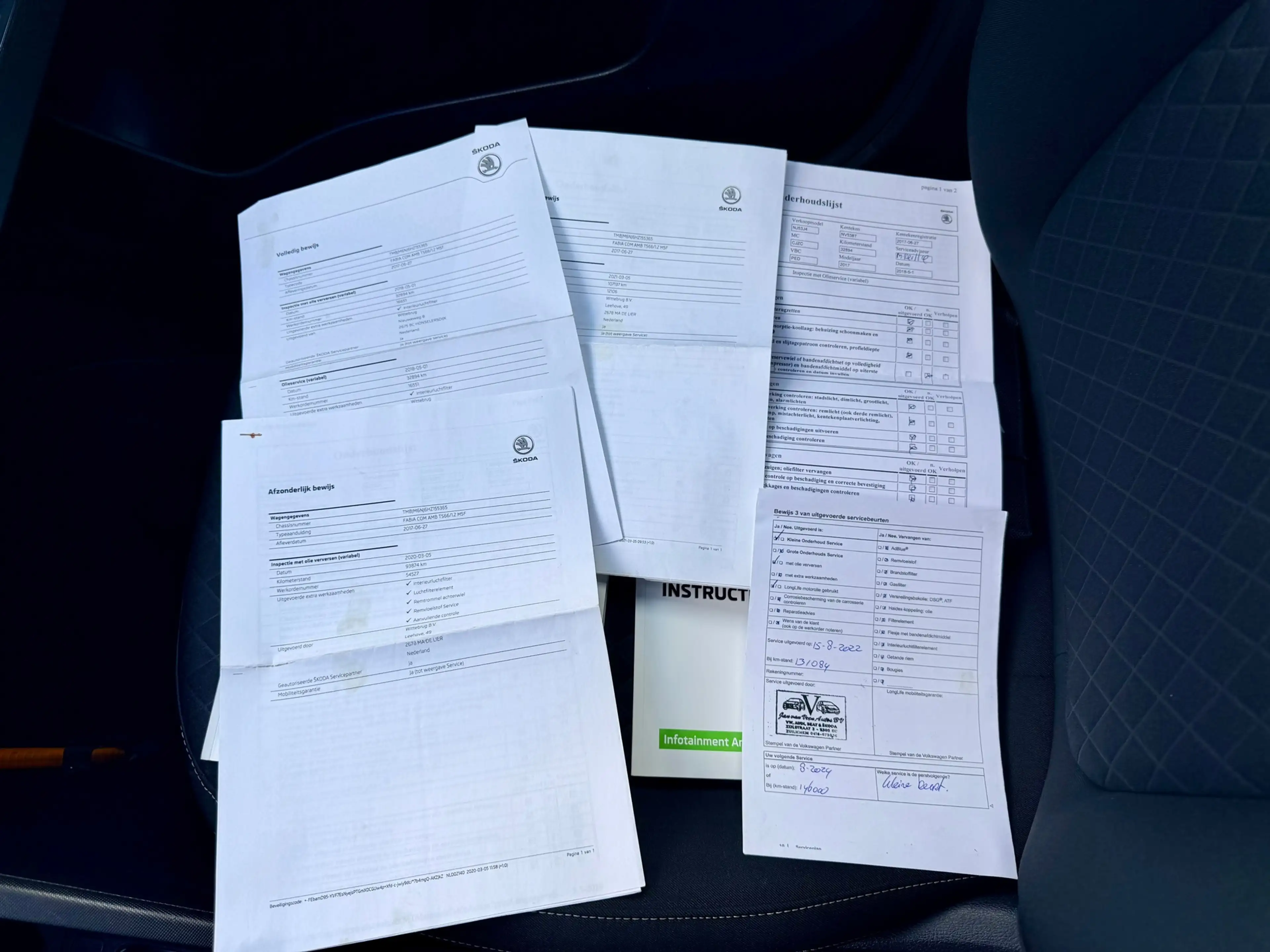 Skoda Fabia Combi 1.0 TSI Drive Clima Navi Cruise Control Trek — photo 16
