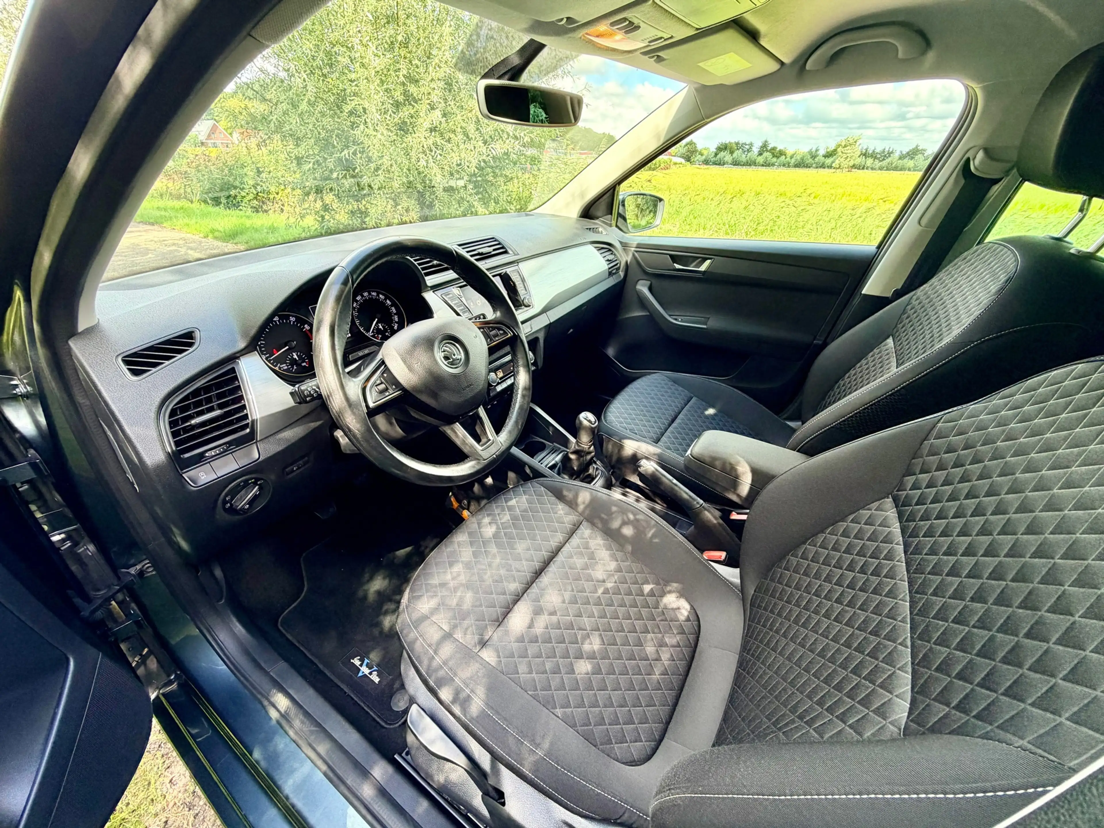 Skoda Fabia Combi 1.0 TSI Drive Clima Navi Cruise Control Trek — photo 2