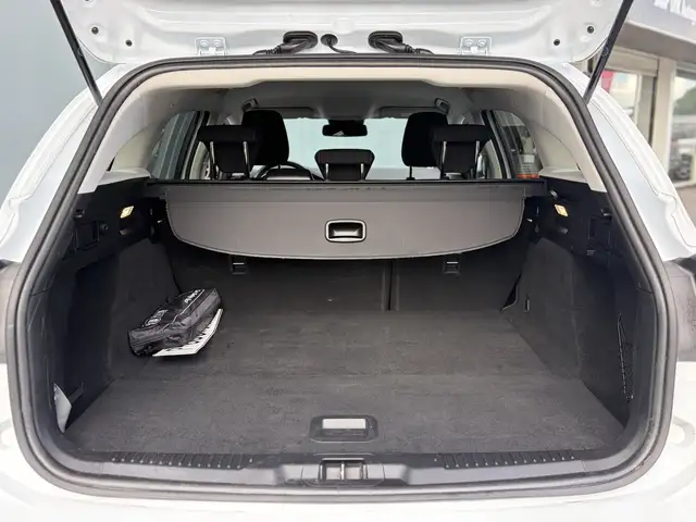 Ford Focus view 10
