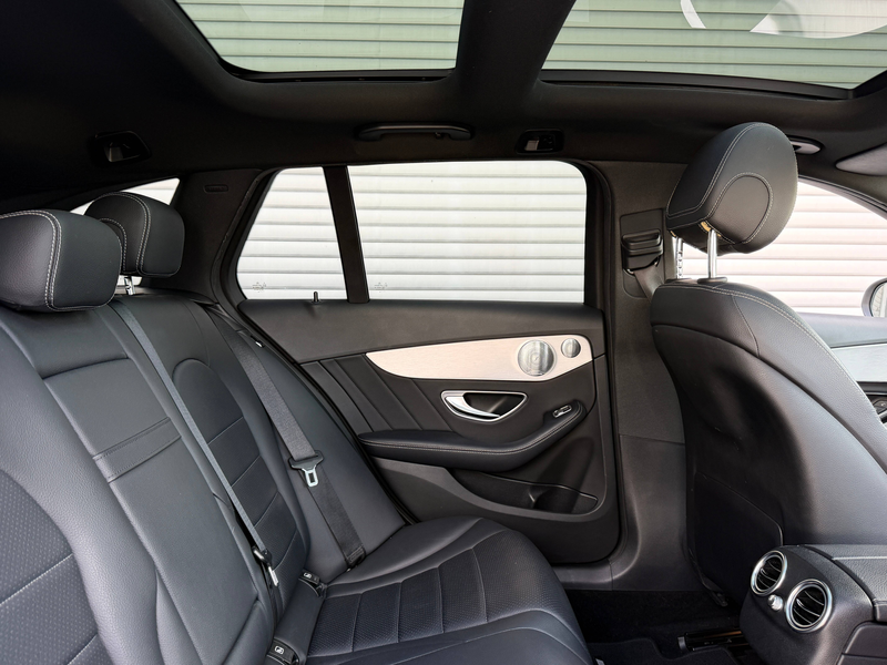 Mercedes-Benz C 400 C 400 T 4Matic 3x AMG Pano Burmester Luftfahrwerk — photo 8