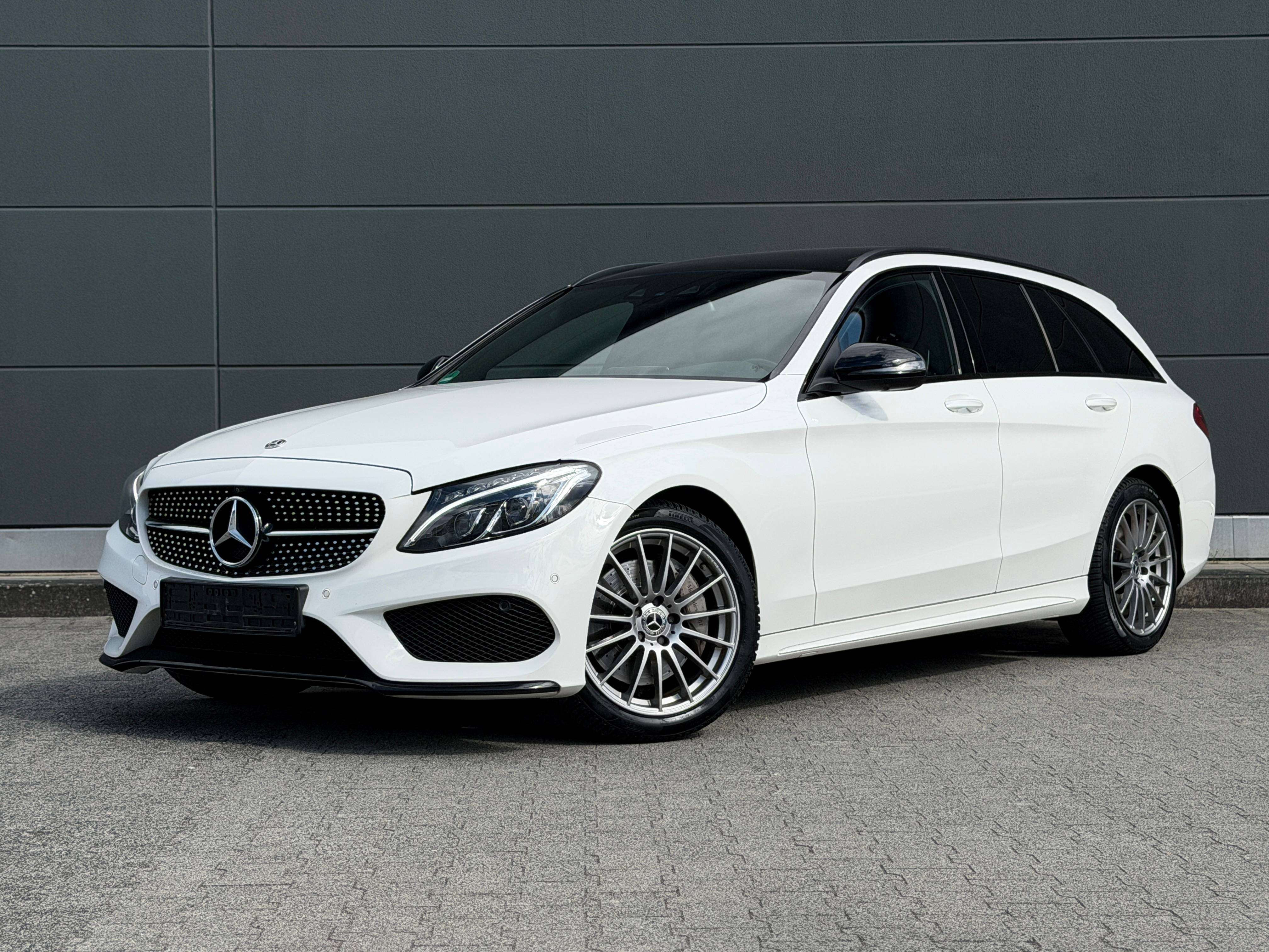 Mercedes-Benz C 400