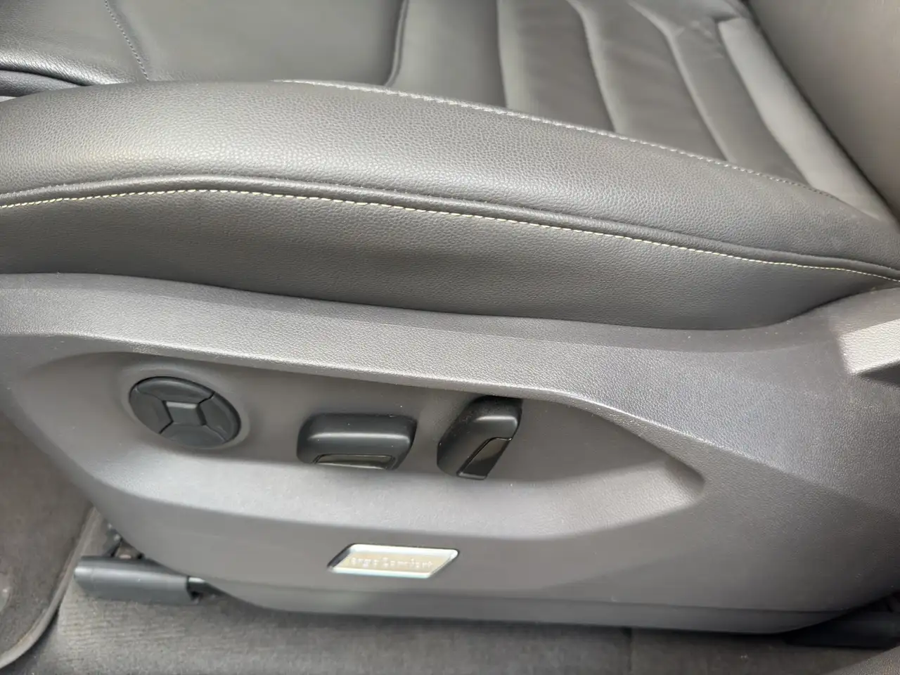 Volkswagen Touareg 3.0 TDI 4M Atmosphere 15