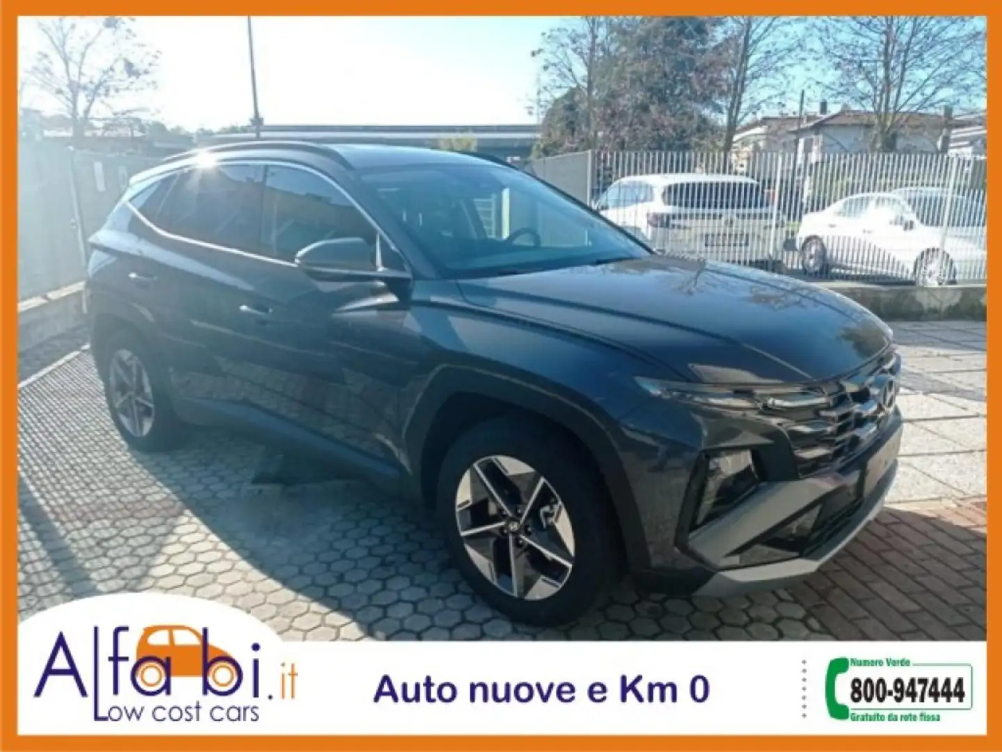 Hyundai TUCSON 1.6 T-GDI HEV 215CV 2WD Aut. EXELLENCE Grigio - 2