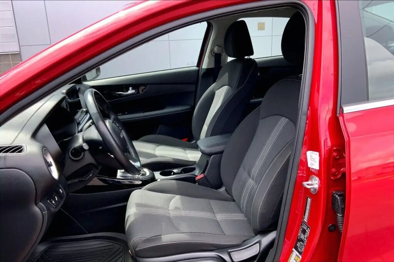 Kia Forte снимка Kia Forte
