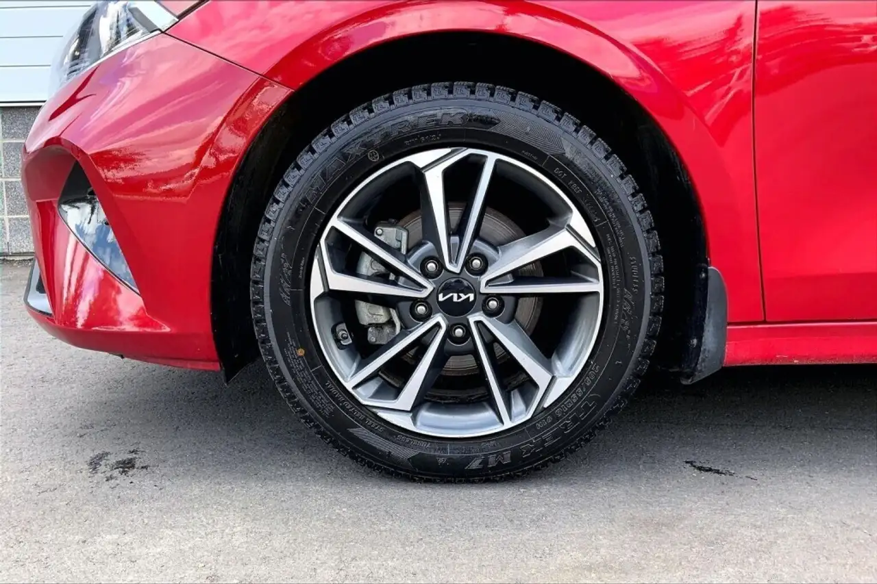 Kia Forte снимка Kia Forte