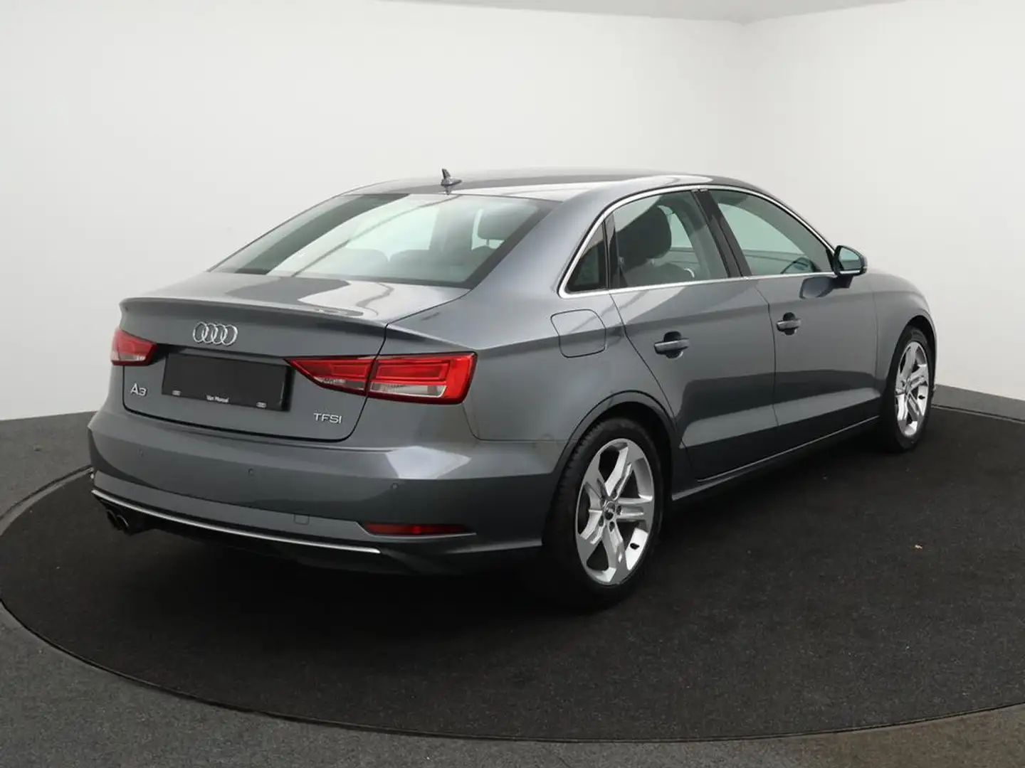 Audi A3 Sedan Audi A3 Berline Sport 1.5TFSI 150PK *AUTOMAA Gris - 2