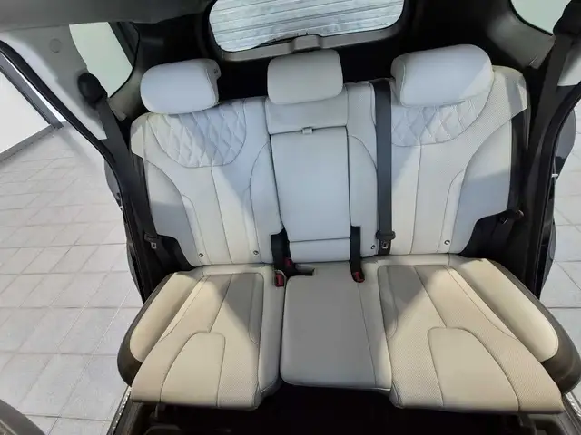 Hyundai Santa FE view 14