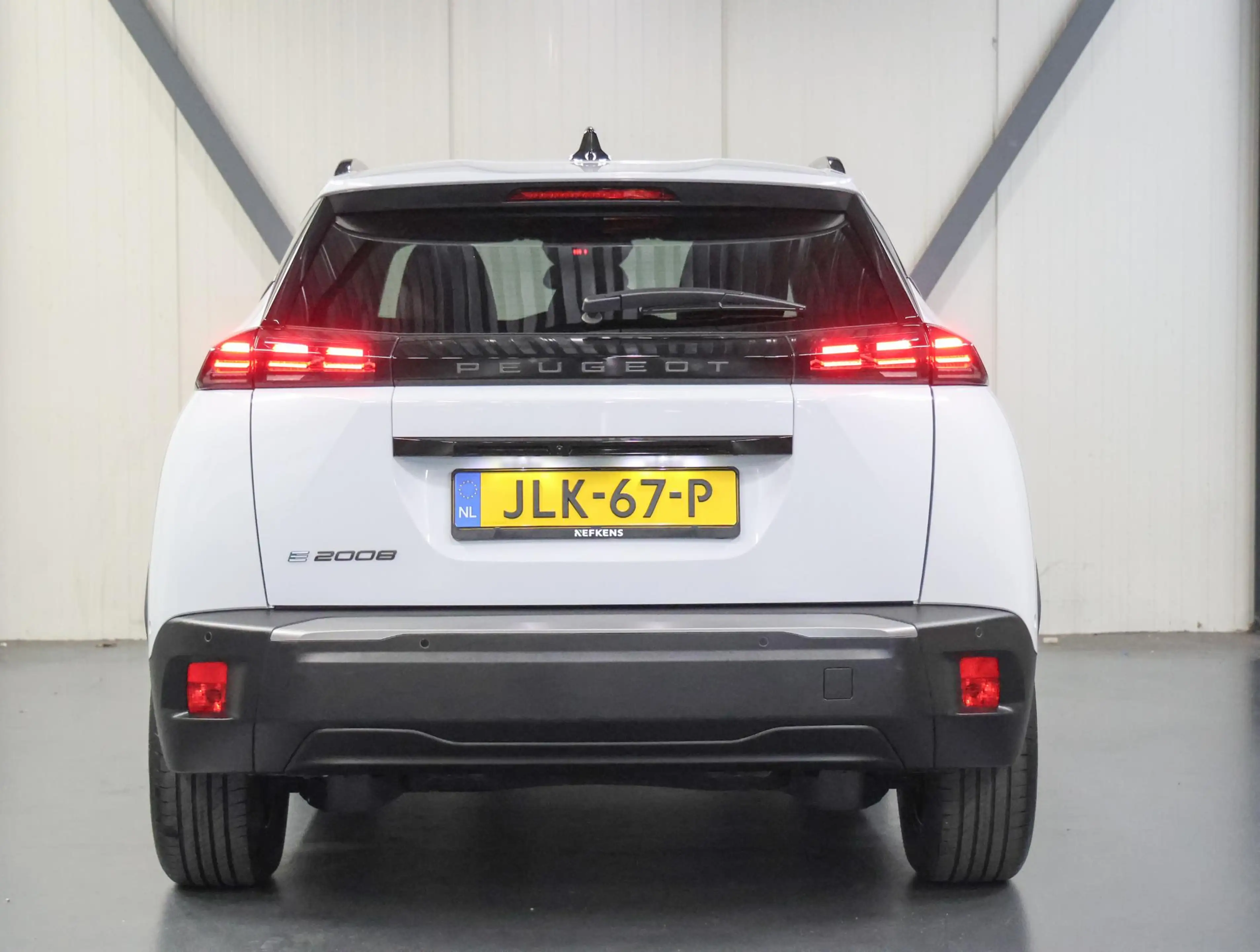 Peugeot e-2008 EV Allure Avantage 54 kWh 156PK | 1ste eigenaar | — photo 9