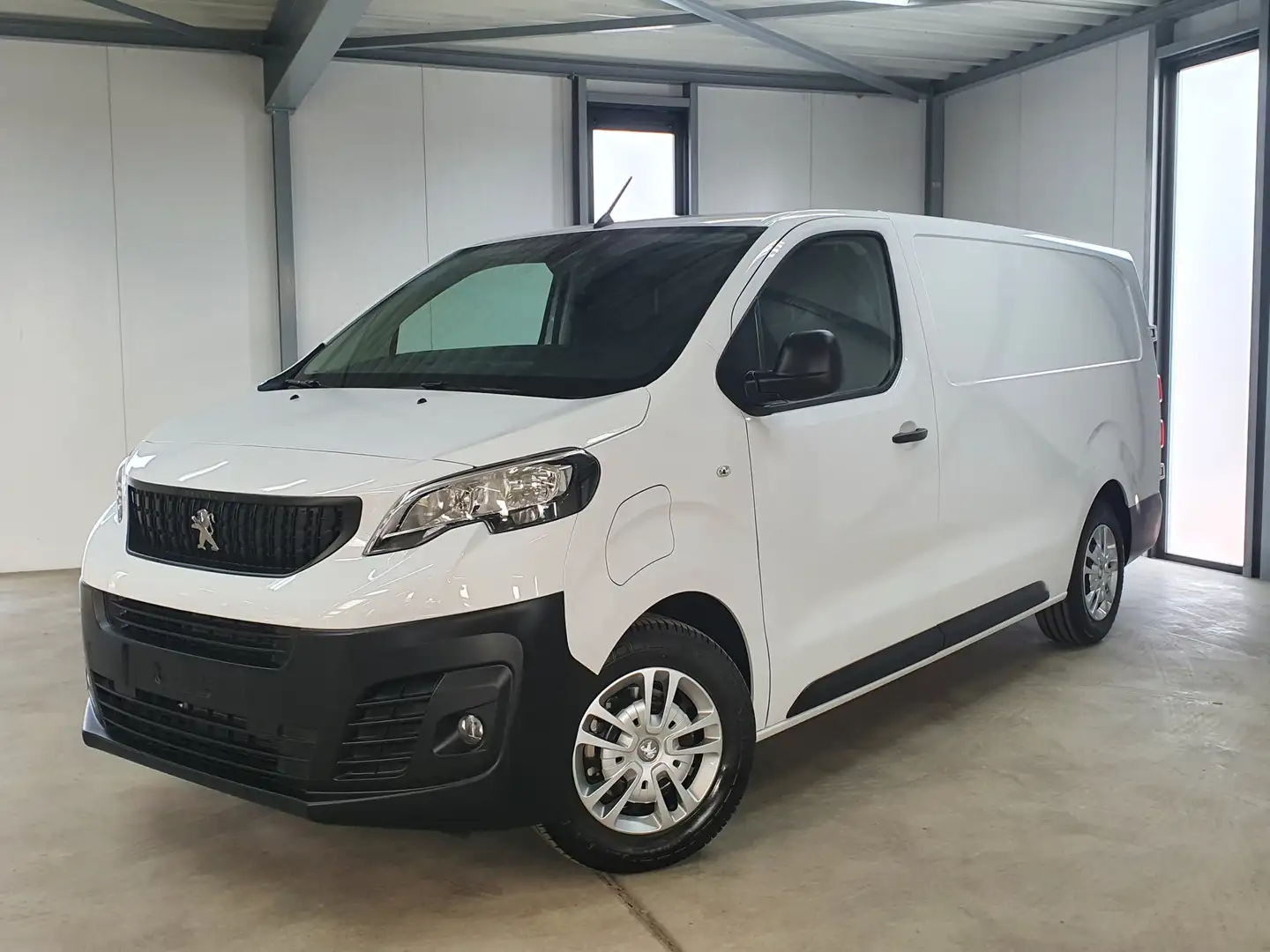 Peugeot e-Expert L3H1 EV 75 kWh 11kw laden 3fase Cruise Apple Andro Wit - 1