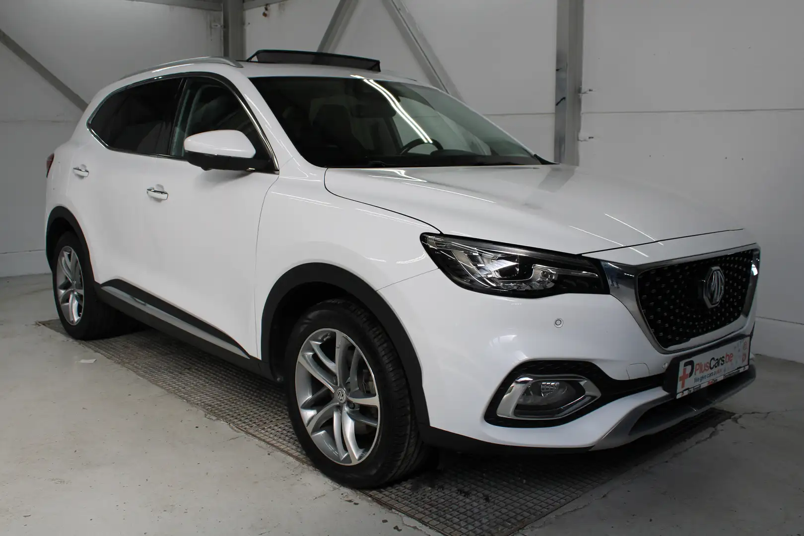 MG EHS 1.5 Turbo PHEV Luxury ~ Leder ~ Pano ~ TopDeal ~ Wit - 1