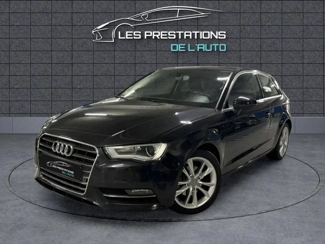 Audi A3 III 1.6 TDI 105 Ambition Luxe S tronic 3