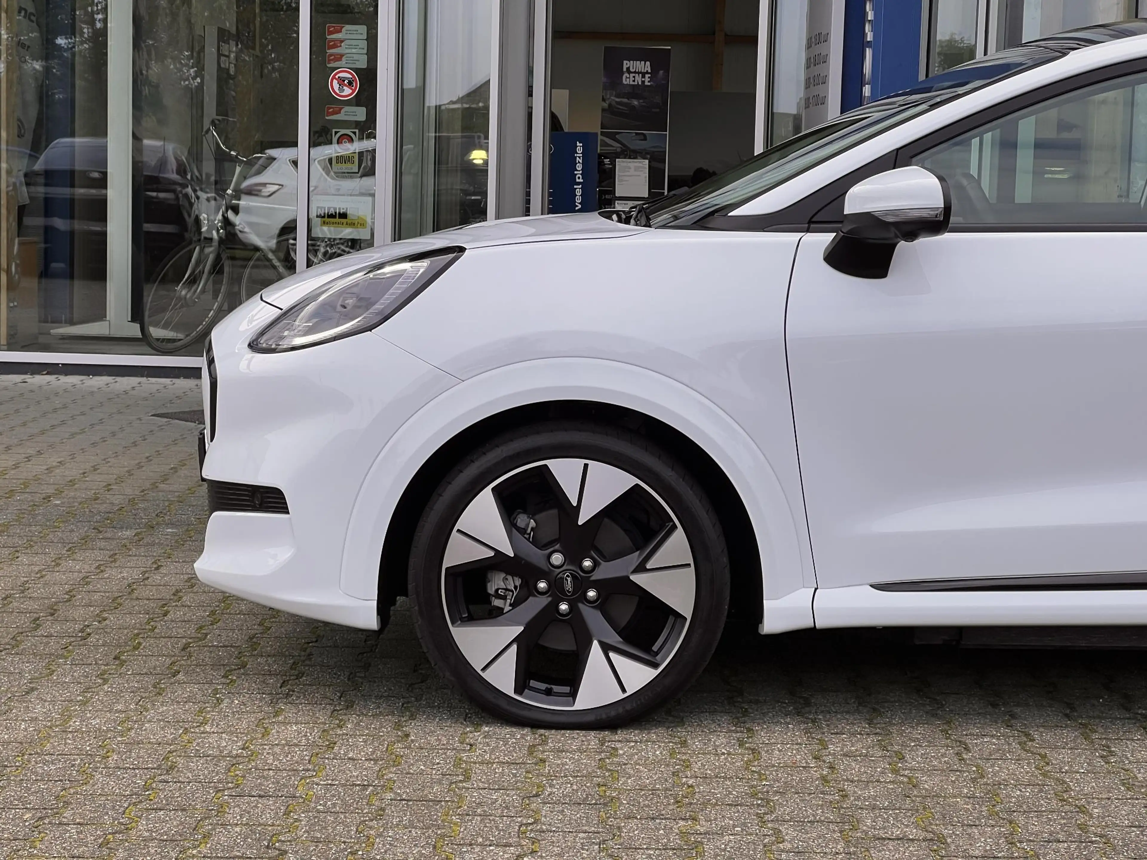 Ford Puma Gen-E Premium 44 kWh Winter Pack | Driver Pack | Panoram — photo 8