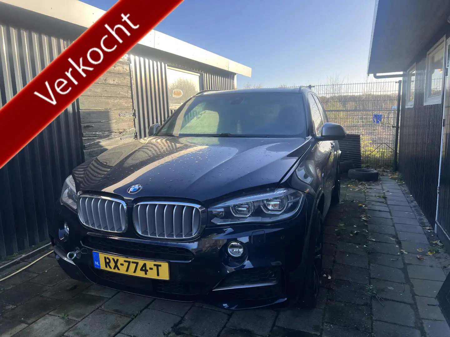 BMW X5 M50d MOTOR DEFECT Schwarz - 2