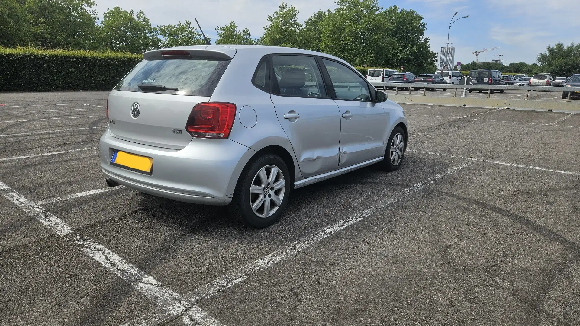 Volkswagen Polo 5p 1.2 tsi Highline 105cv Argent - 2