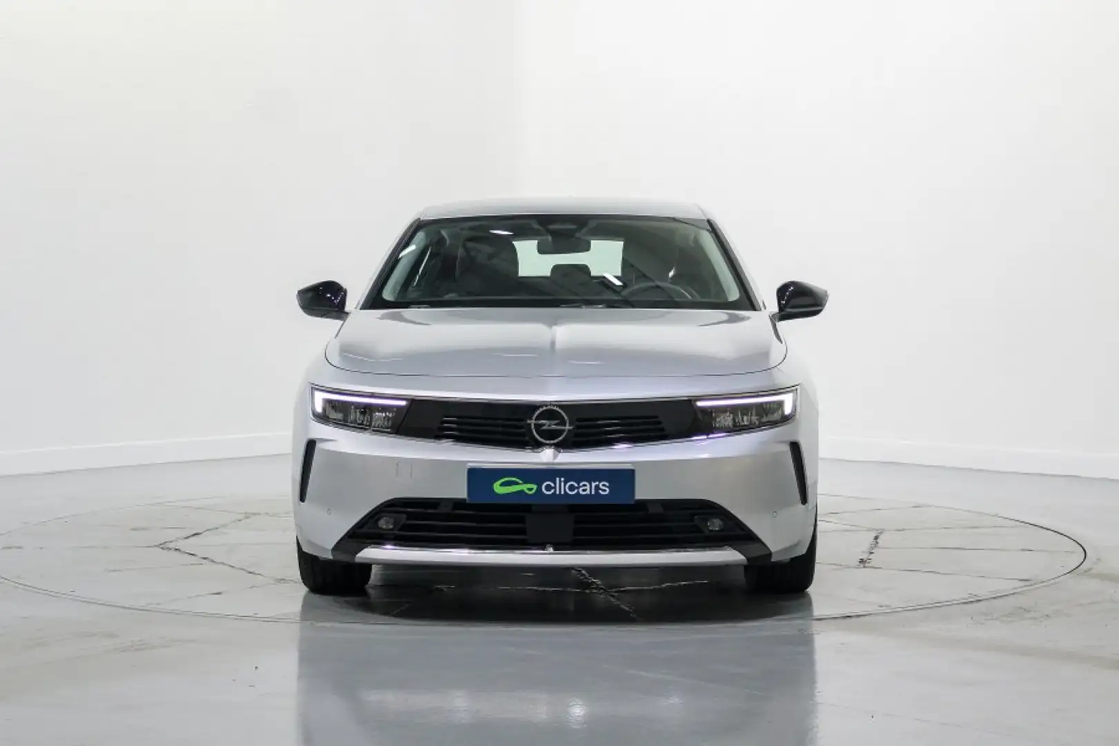 Opel Astra 1.2T XHT S/S Edition 130 Plateado - 2