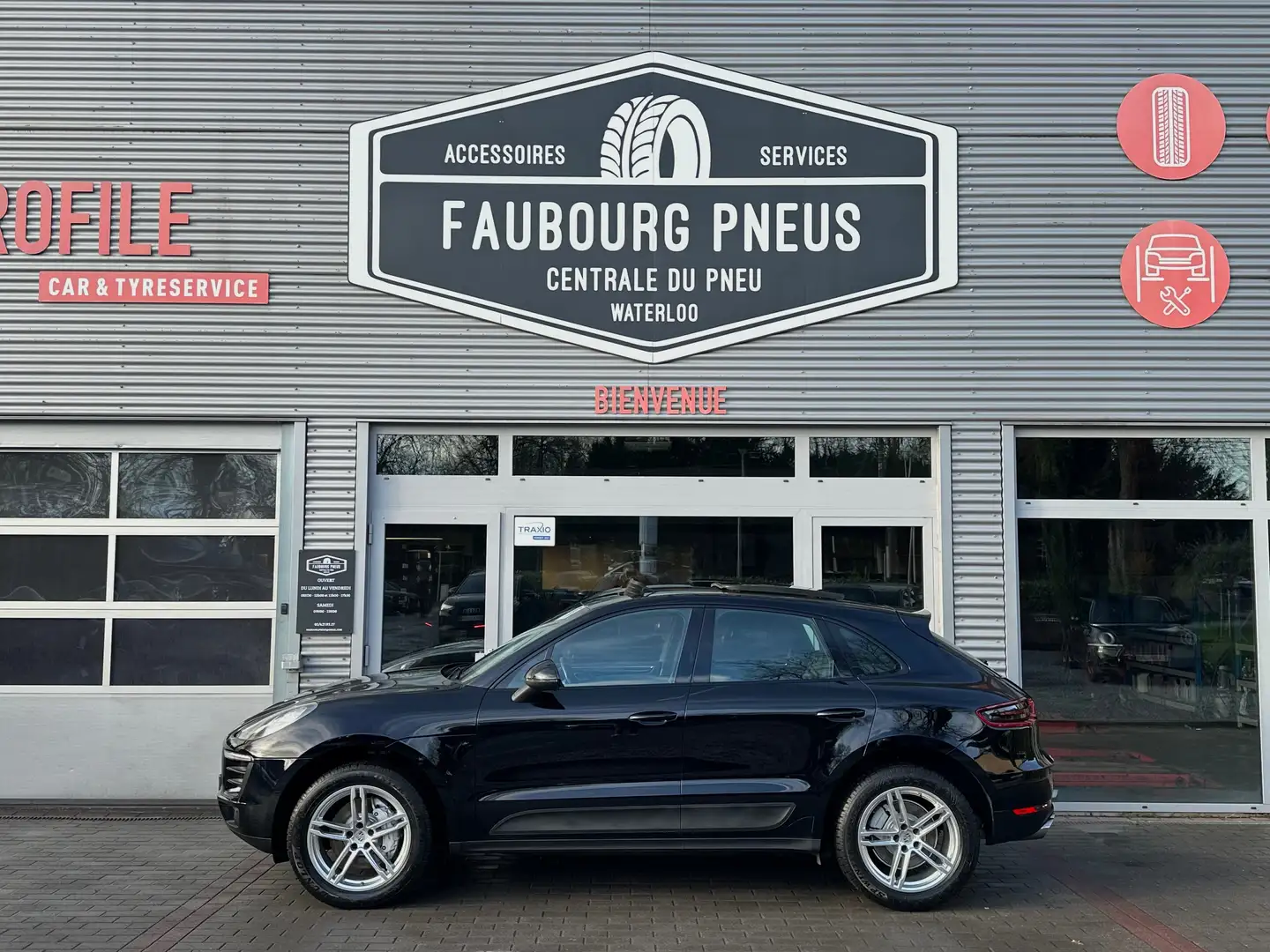 Porsche Macan *1-PROPRIET/1-OWNER*HISTO-100%-PORSCHE*PANO*NAVI* Zwart - 2